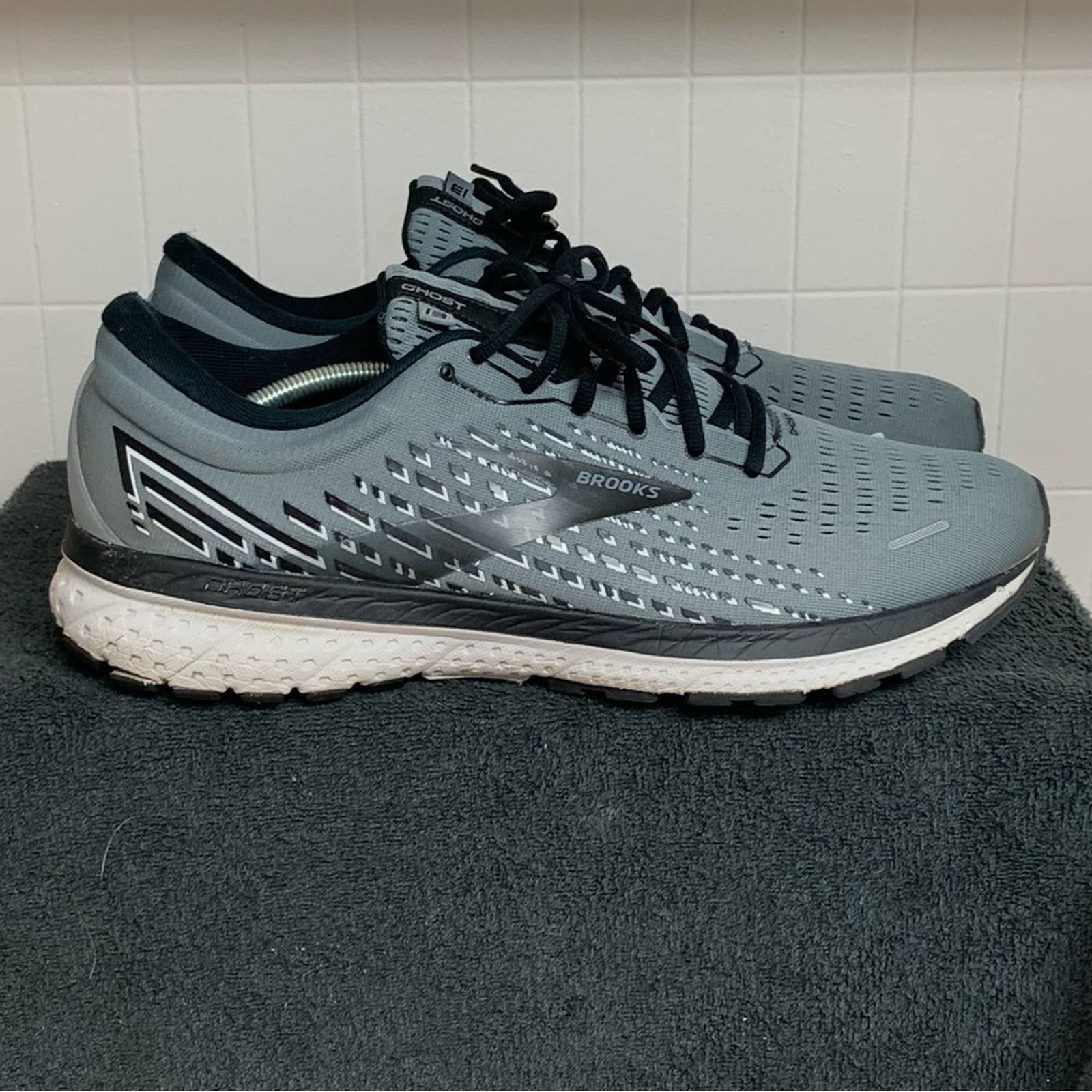 Brooks Ghost 13 Gray Running Shoes Sneakers Men's Size 14