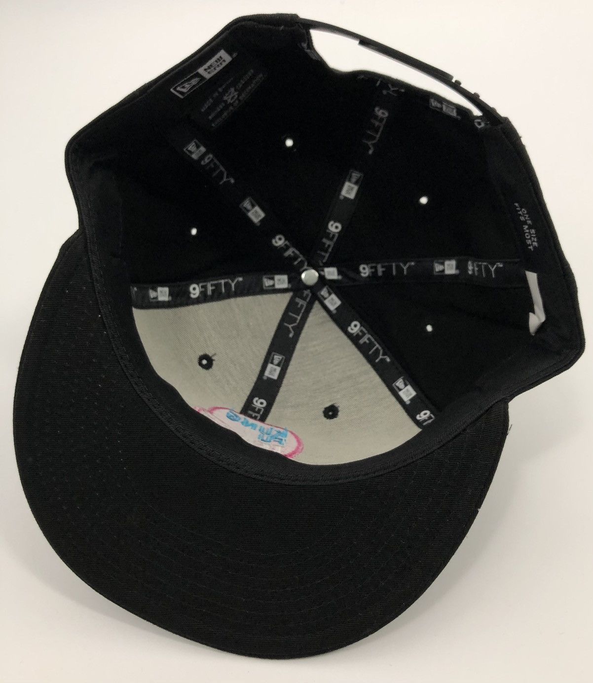 New Era New Era Kung Fu Tea Pink Black Snapback Hat Size ONE SIZE - 6 Thumbnail