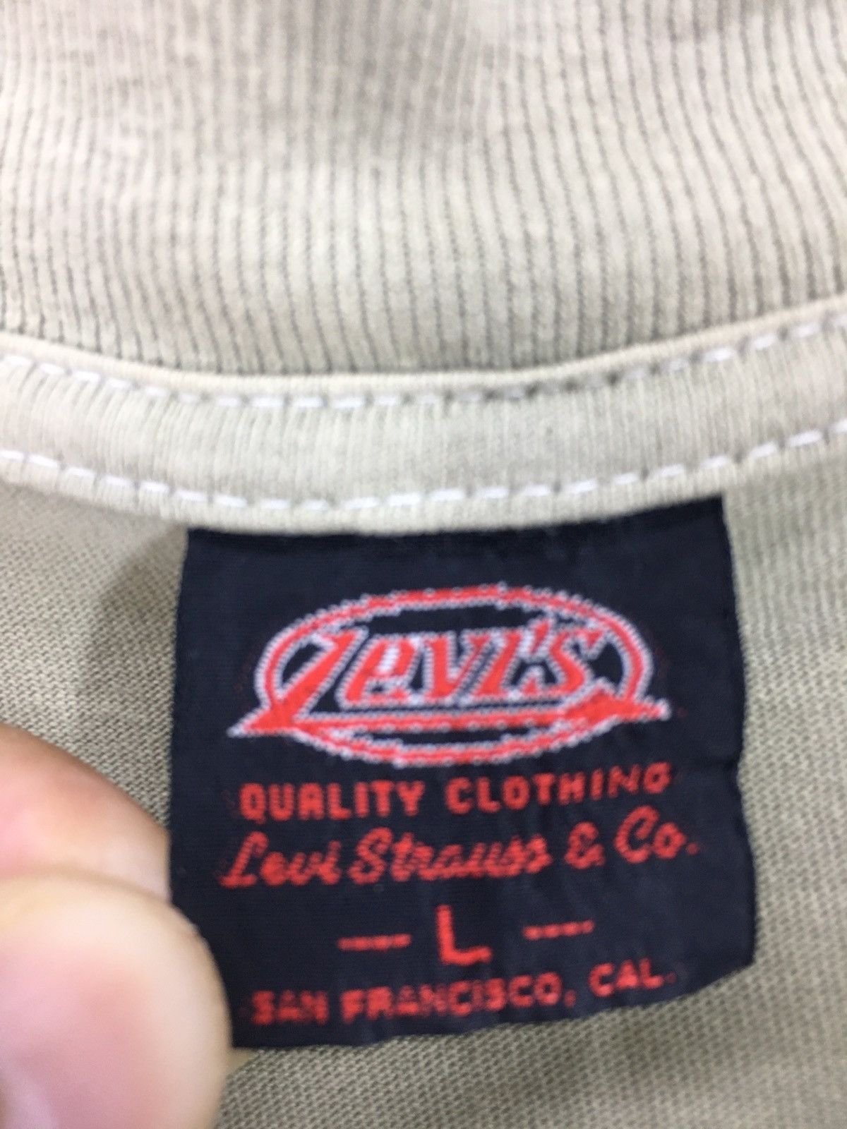 Levi's Vintage 90s Levi’s & co t shirt Size US L / EU 52-54 / 3 - 8 Thumbnail