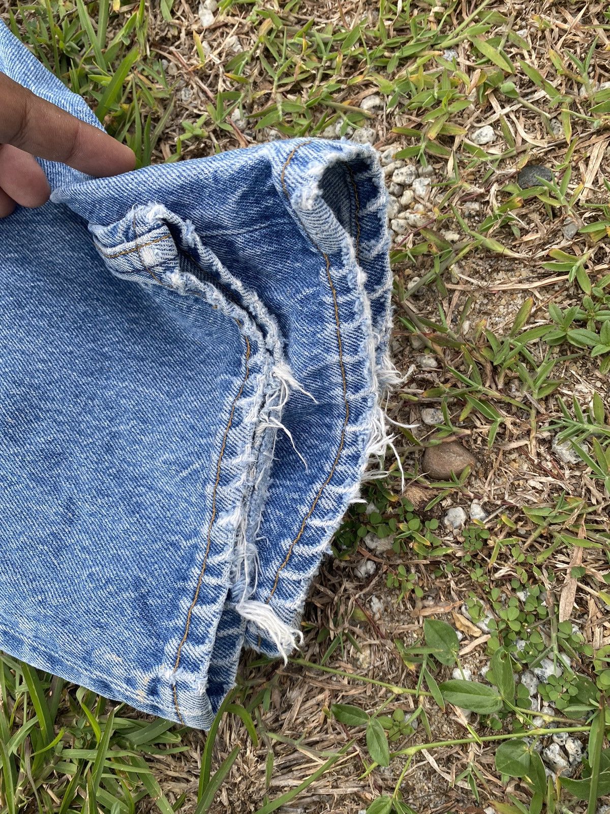 Levi's Vintage Clothing Levis 501 Distressed Jeans Size US 38 / EU 54 - 5 Thumbnail