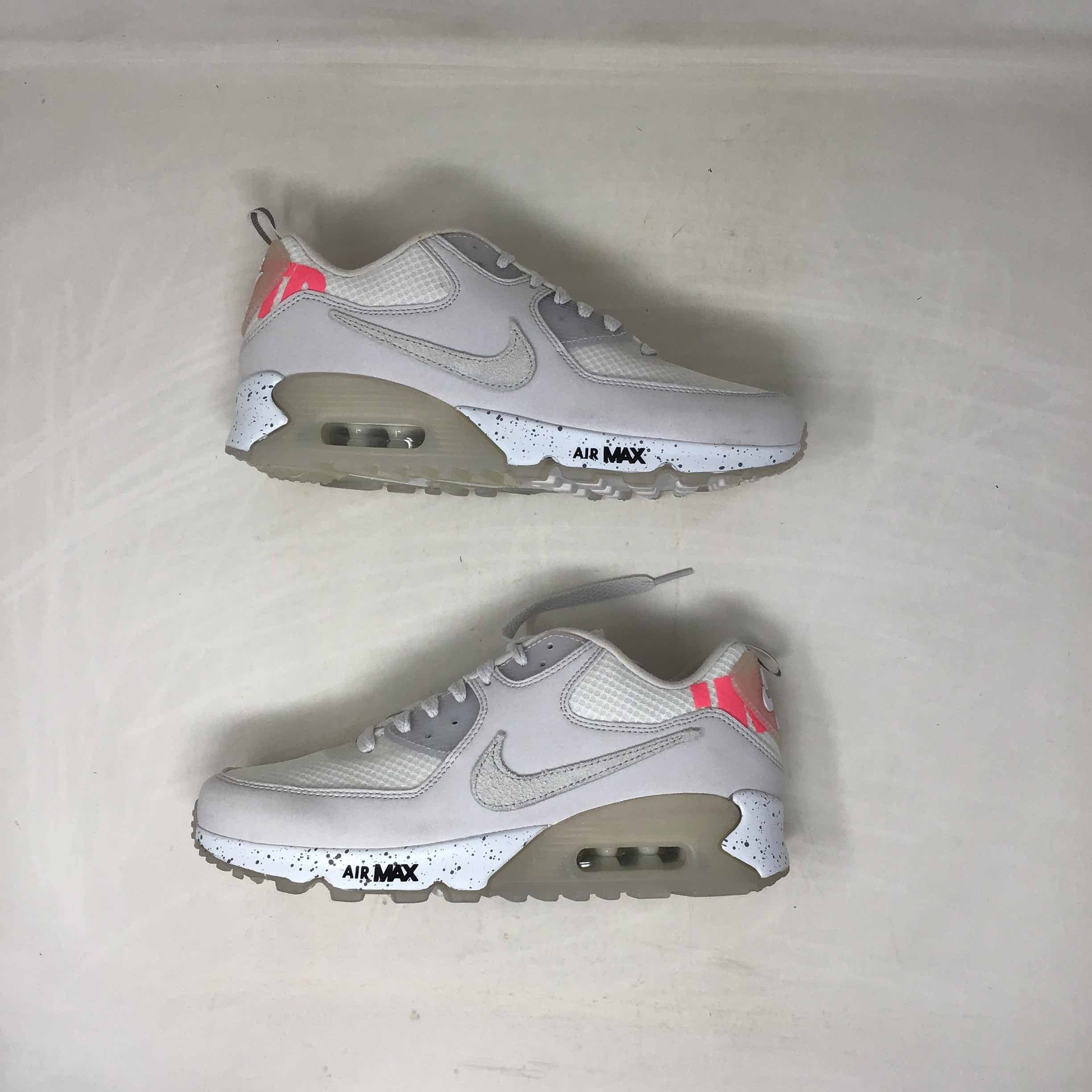 undefeated air max 90 platinum tint