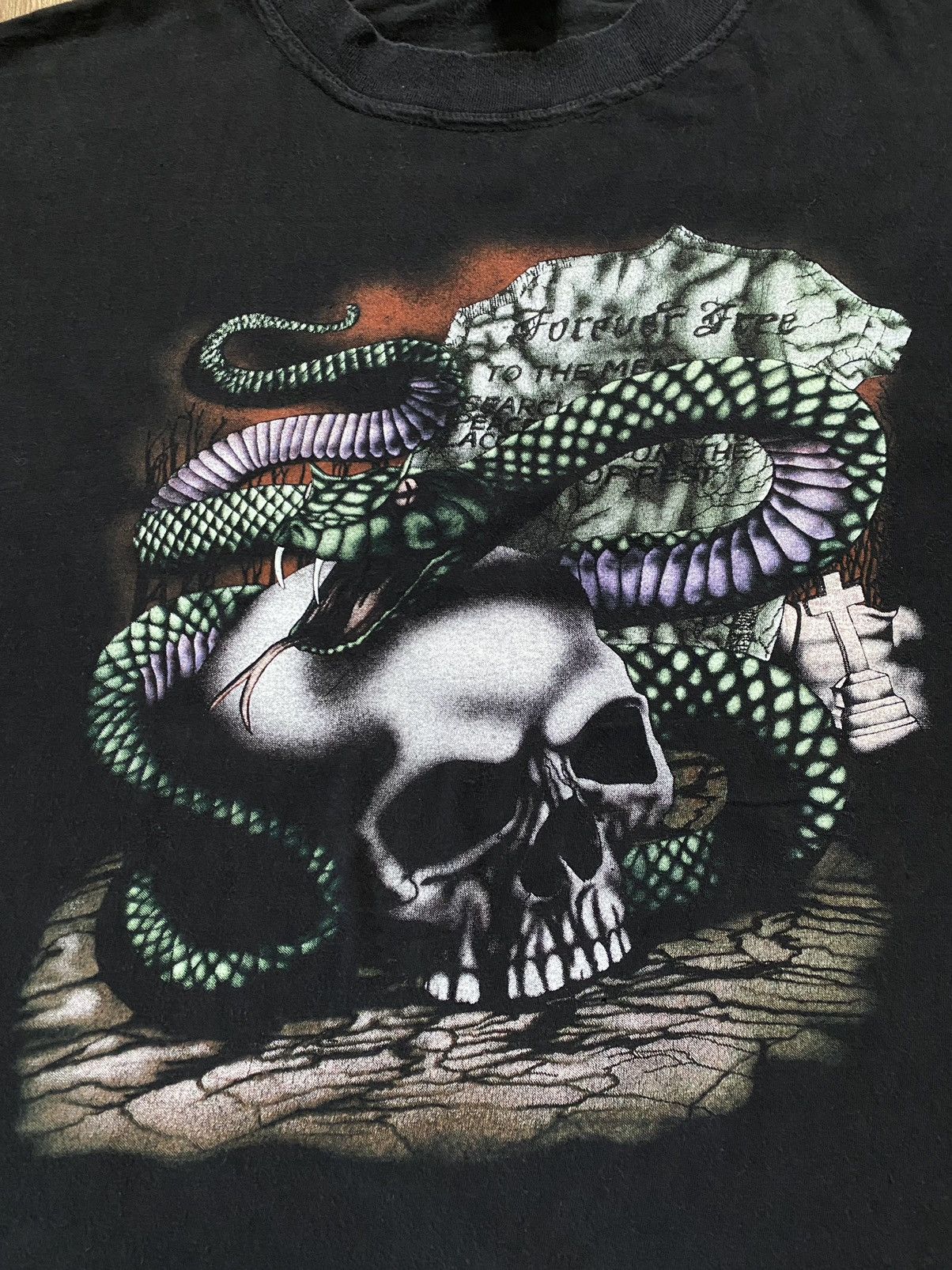 Vintage 90’s American 2024 Thunder Skull & Snake Single Stitch T-shirt.