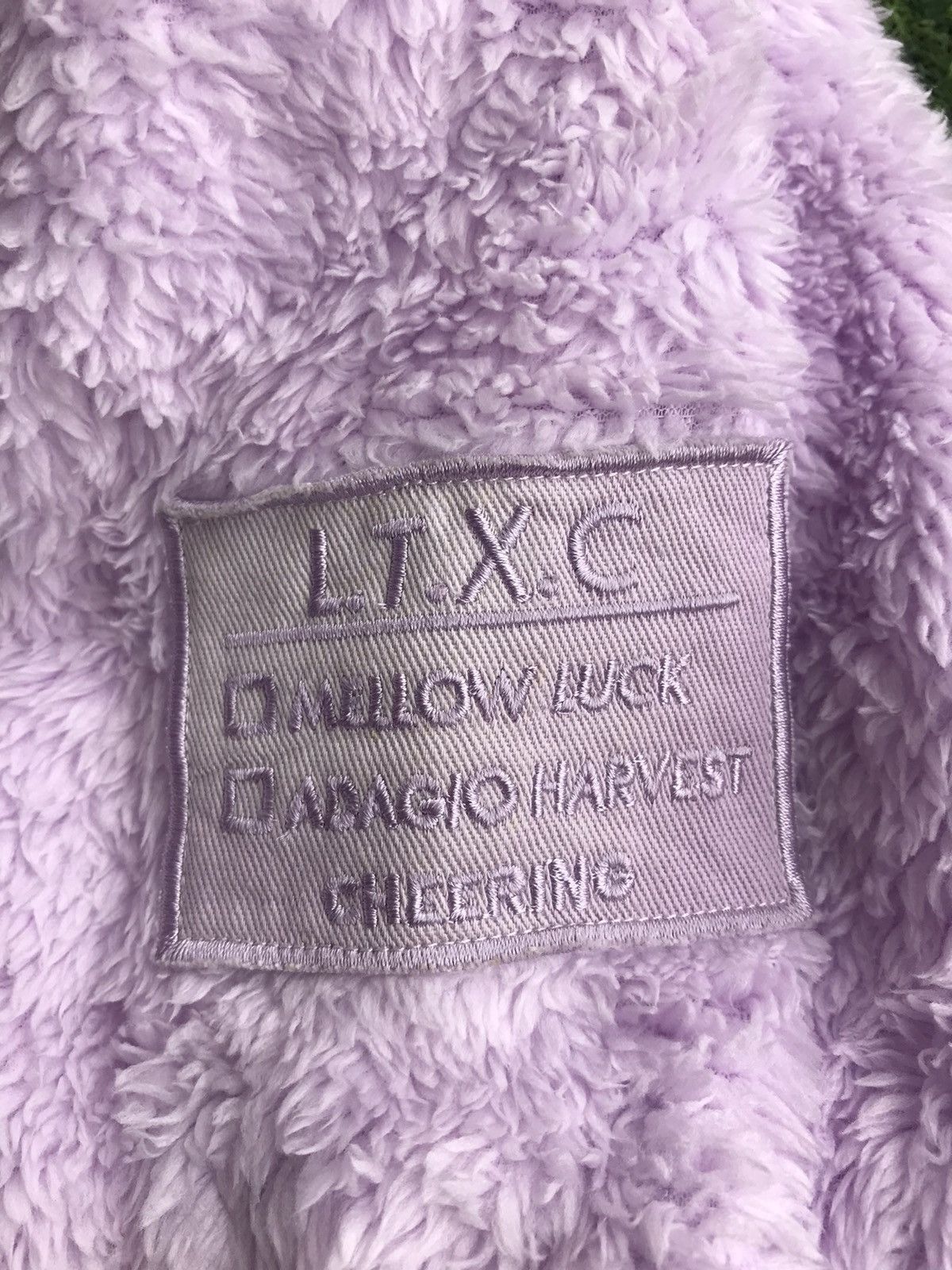 Japanese Brand Vintage Lovetoxic Splendid Feather Jacket Hoodies Size US L / EU 52-54 / 3 - 4 Thumbnail
