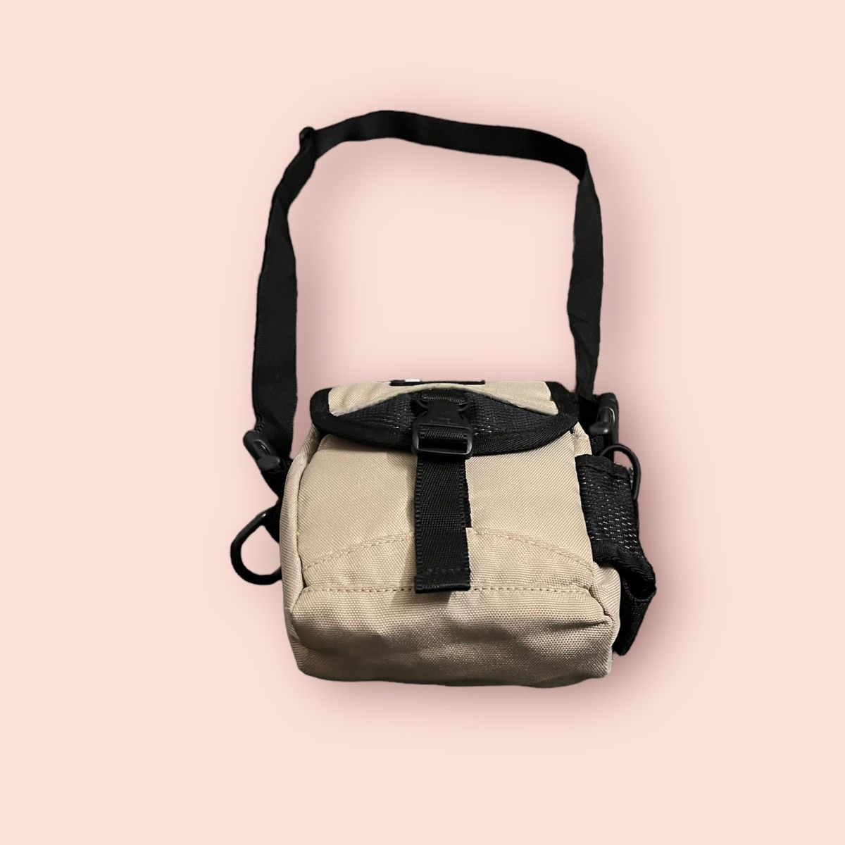 Airwalk × Japanese Brand VINTAGE AIRWALK QUICK POCKET 2WAY CROSSBODY SLING BAG Size ONE SIZE - 10 Thumbnail