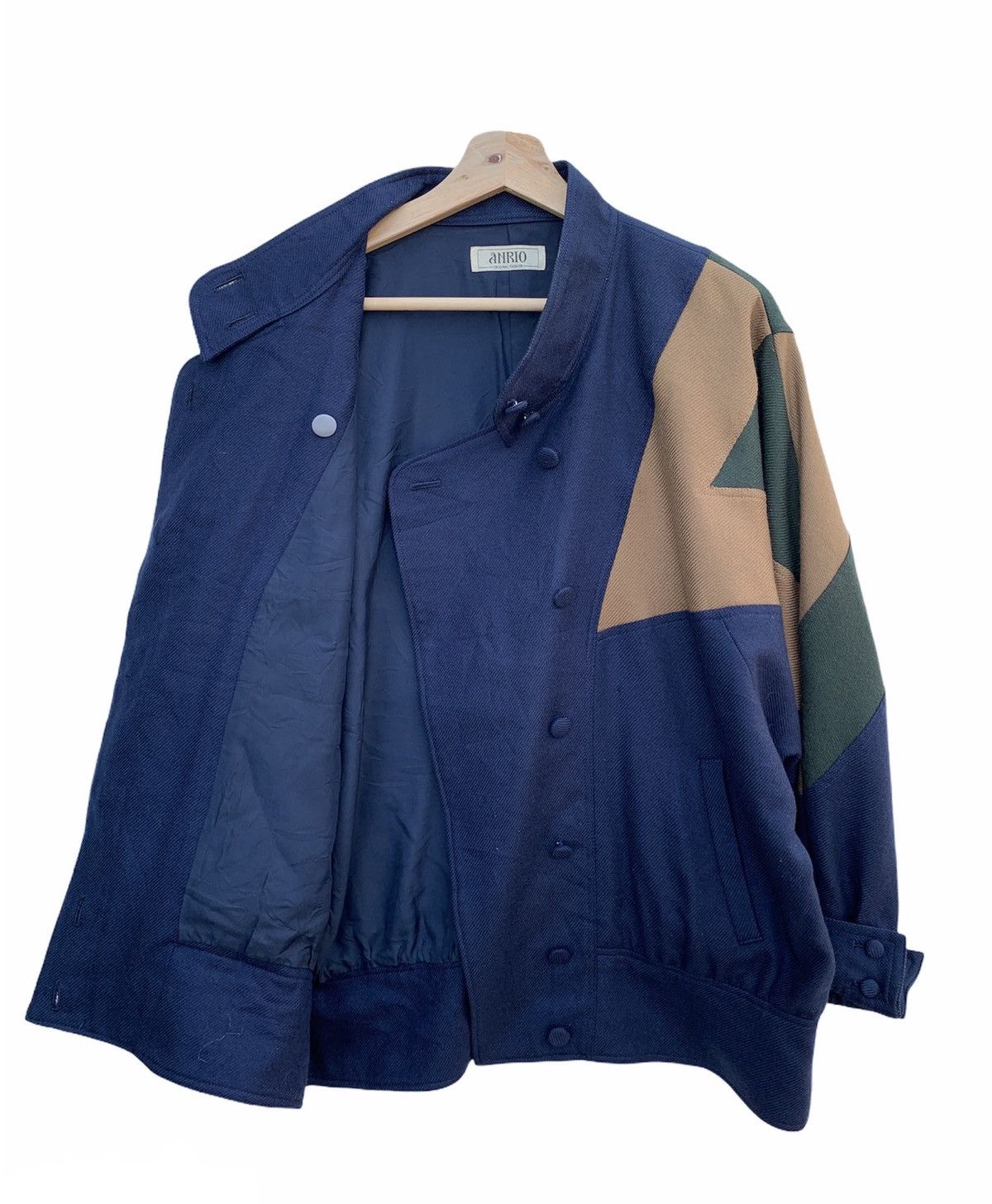 Japanese Brand × Vintage Vintage 90s Japanese Brand ANRIO Bombers Jacket Size US L / EU 52-54 / 3 - 5 Thumbnail