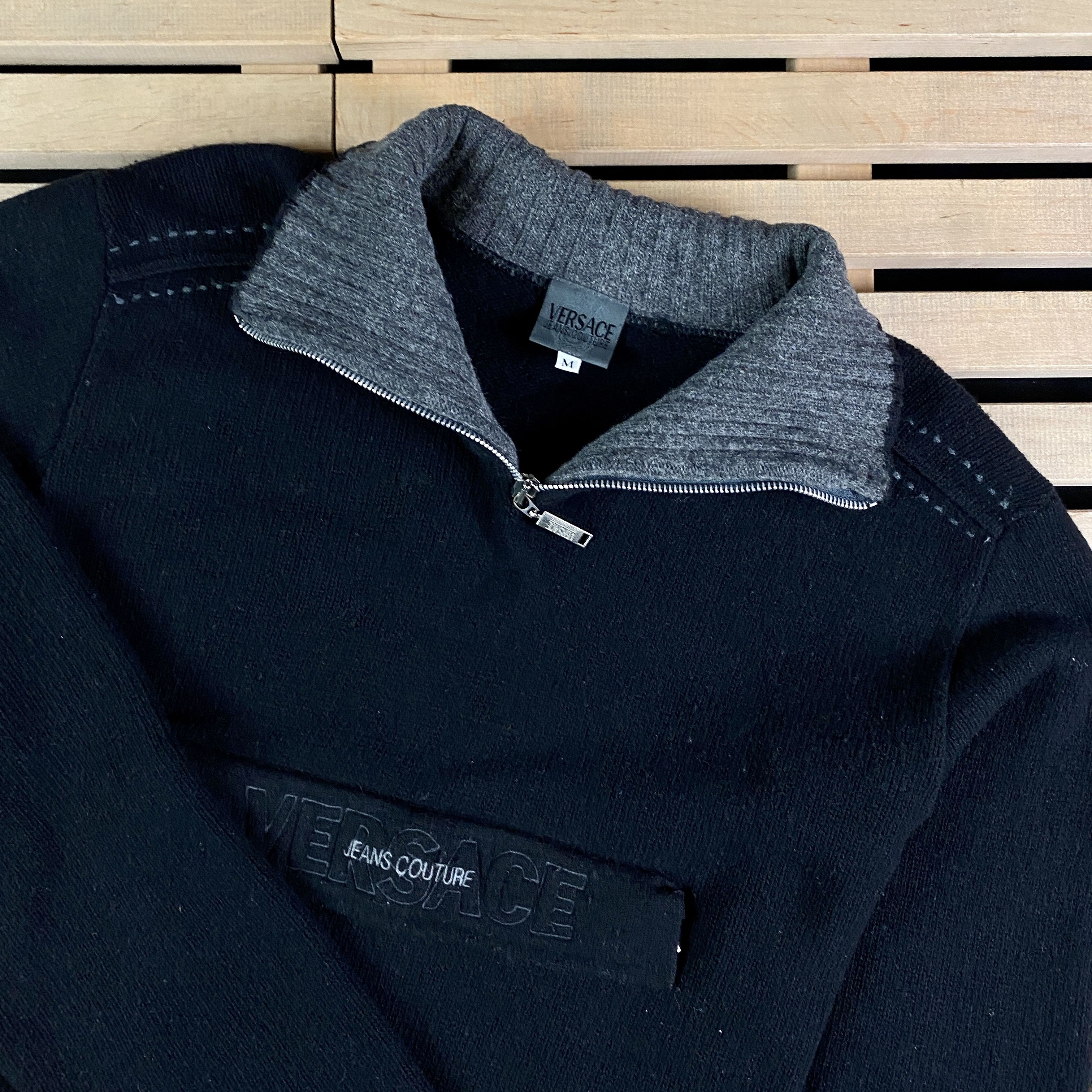 Versace × Versace Jeans Couture × Vintage Men’s Zip Sweater Versace Jeans Couture Vintage Size M Size US M / EU 48-50 / 2 - 2 Thumbnail