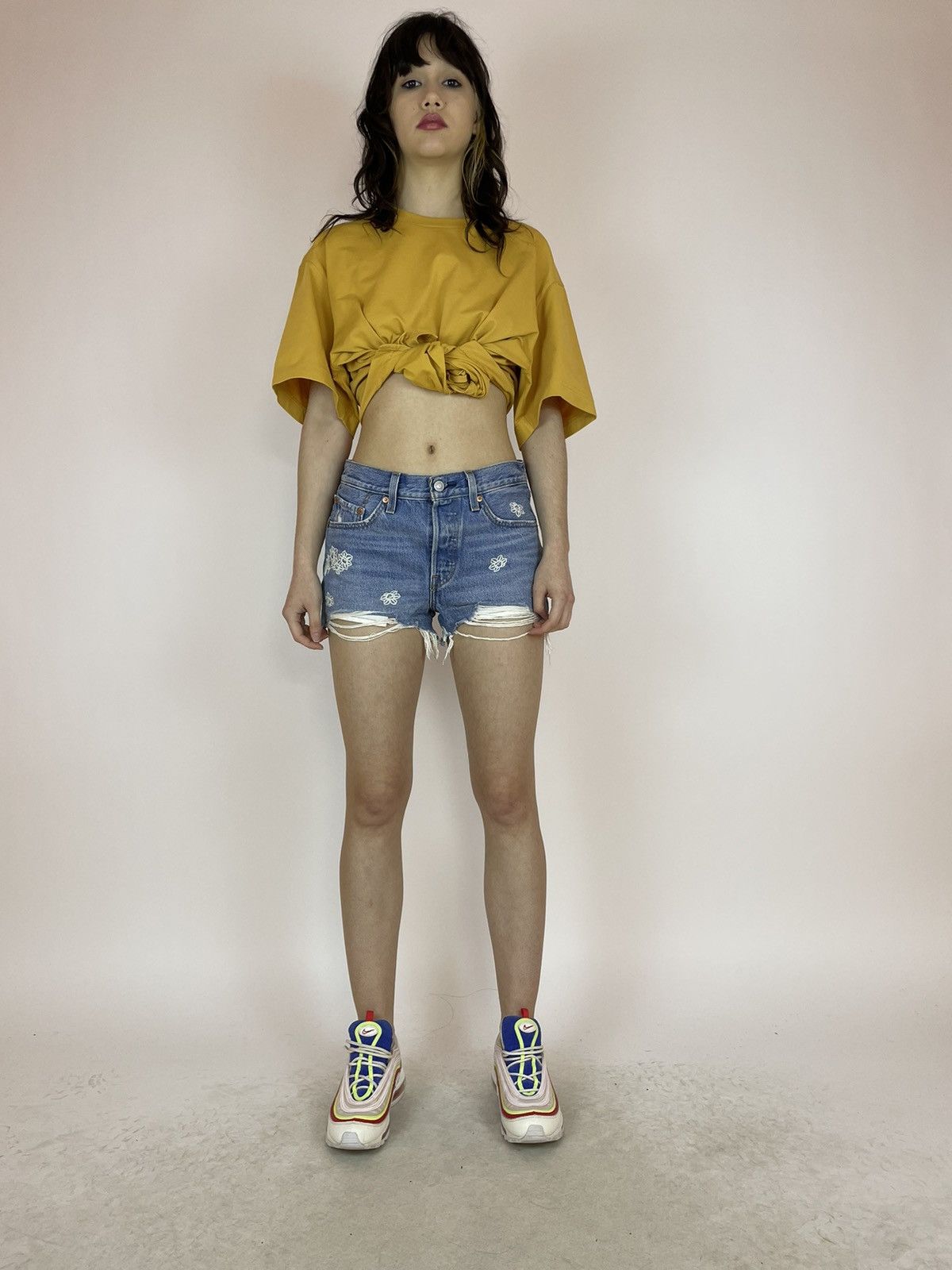 Levi's Levis 501 Womens denim shorts with flowers knit print Size 26" / US 2 / IT 38 - 10 Thumbnail