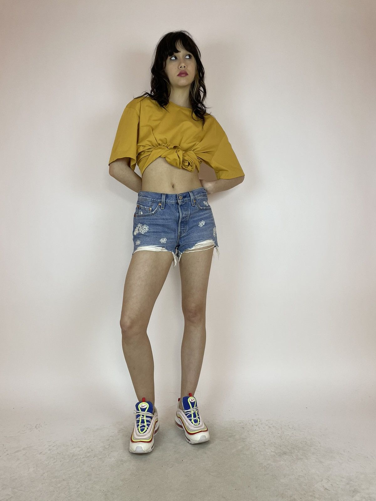 Levi's Levis 501 Womens denim shorts with flowers knit print Size 26" / US 2 / IT 38 - 8 Thumbnail
