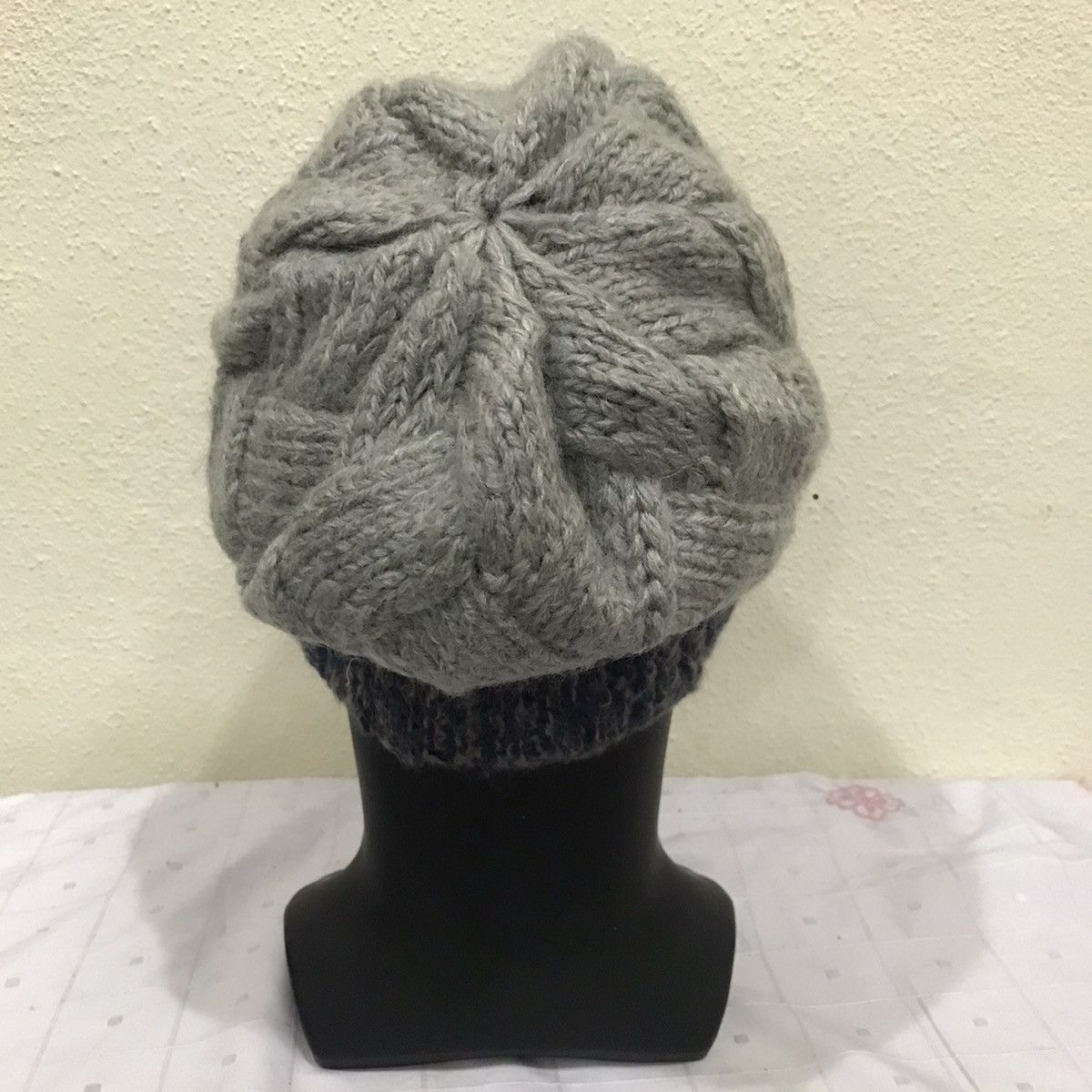 Vivienne Westwood Vivienne Westwood Earflap Knit Beanie Hat Size ONE SIZE - 4 Thumbnail