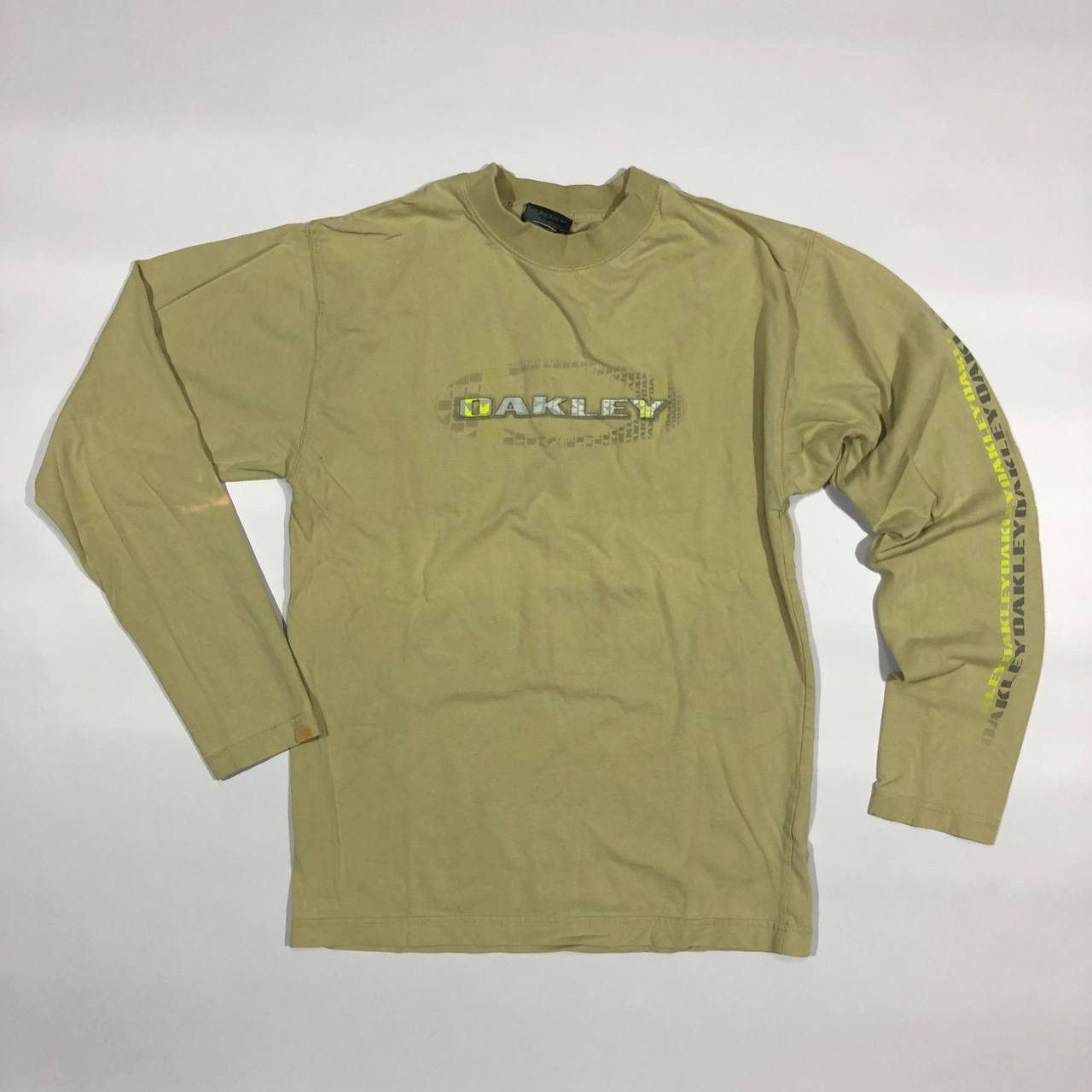 Other Vintage Oakley Y2K Longsleeve retro Size US S / EU 44-46 / 1 - 1 Thumbnail