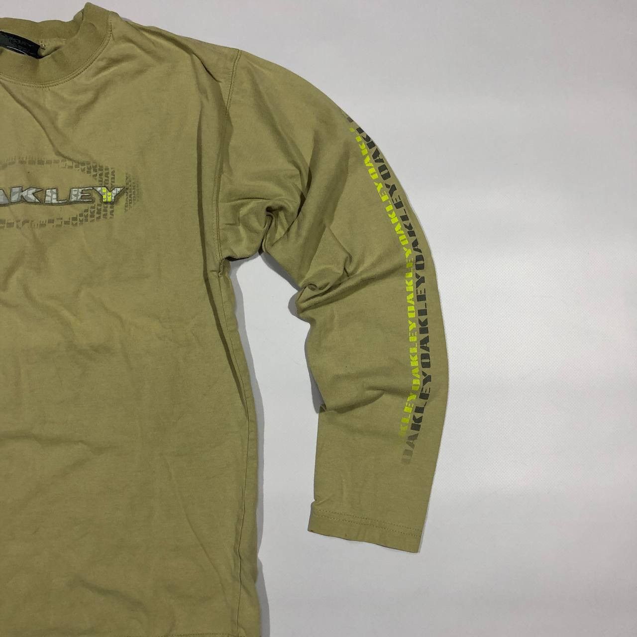 Other Vintage Oakley Y2K Longsleeve retro Size US S / EU 44-46 / 1 - 3 Thumbnail