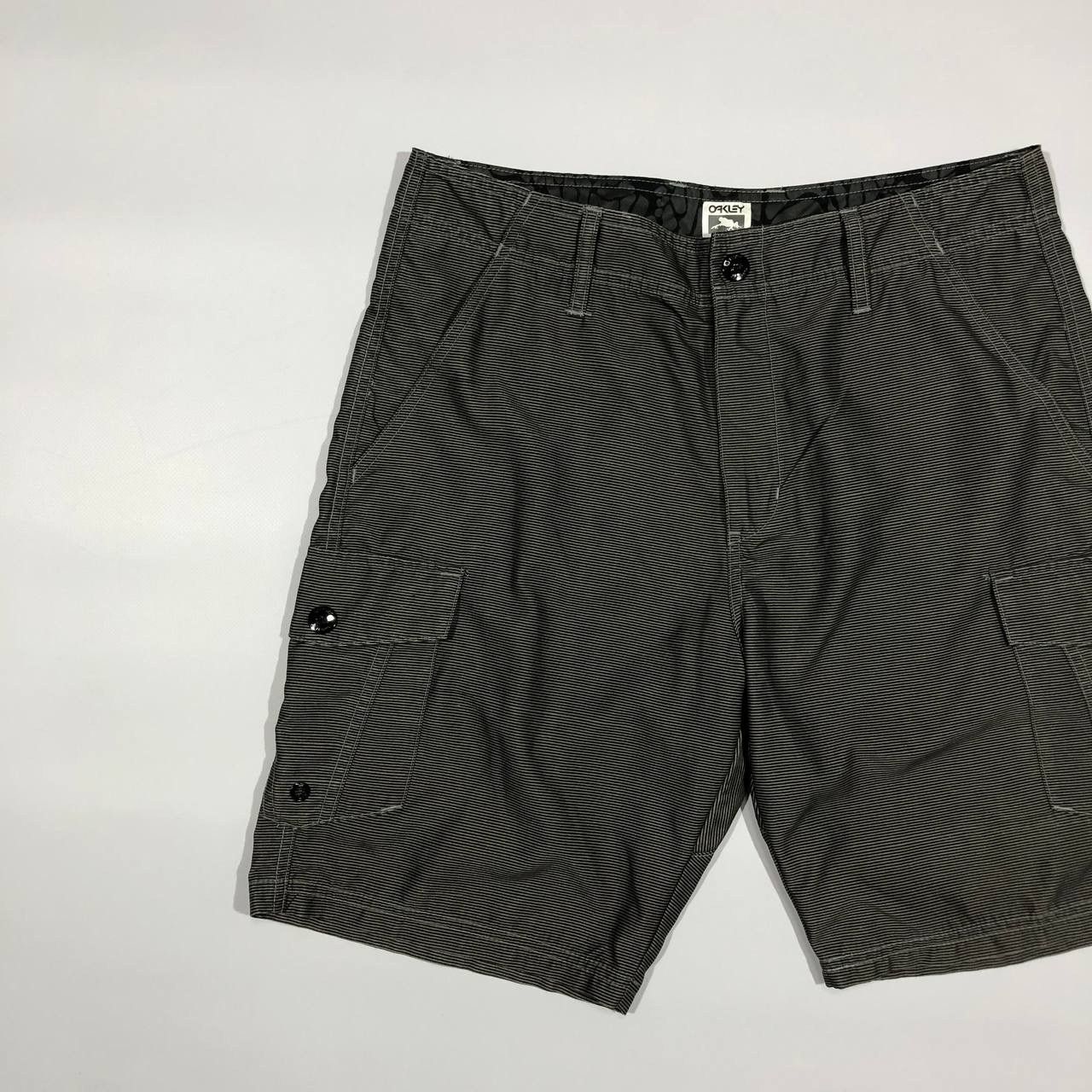 Oakley × Vintage Vintage Oakley Cargo Shorts Size US 32 / EU 48 - 3 Thumbnail