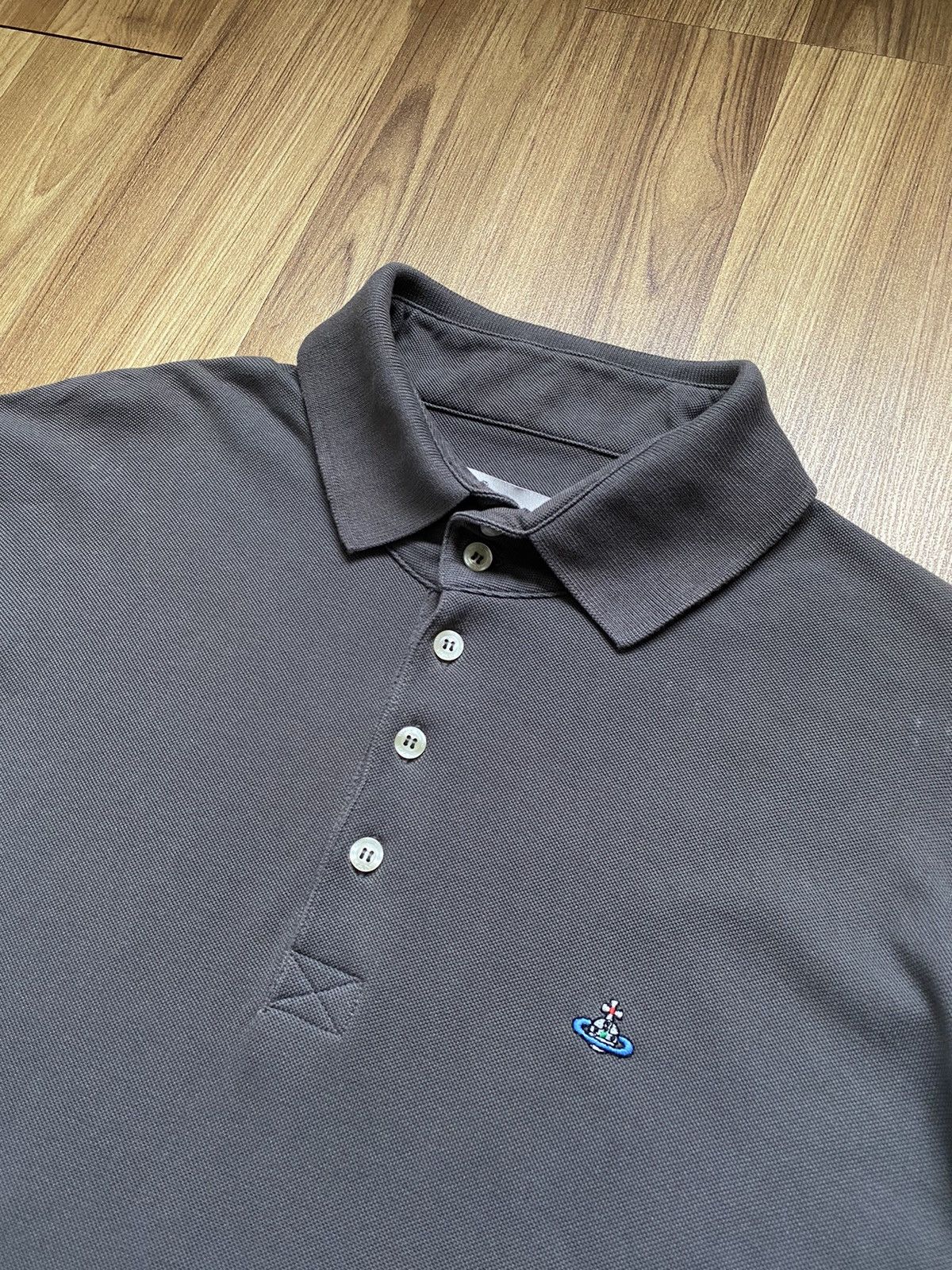 Vivienne Westwood Vivienne Westwood Grey Logo Long Sleeve Shirt Burberry Size US XL / EU 56 / 4 - 2 Thumbnail