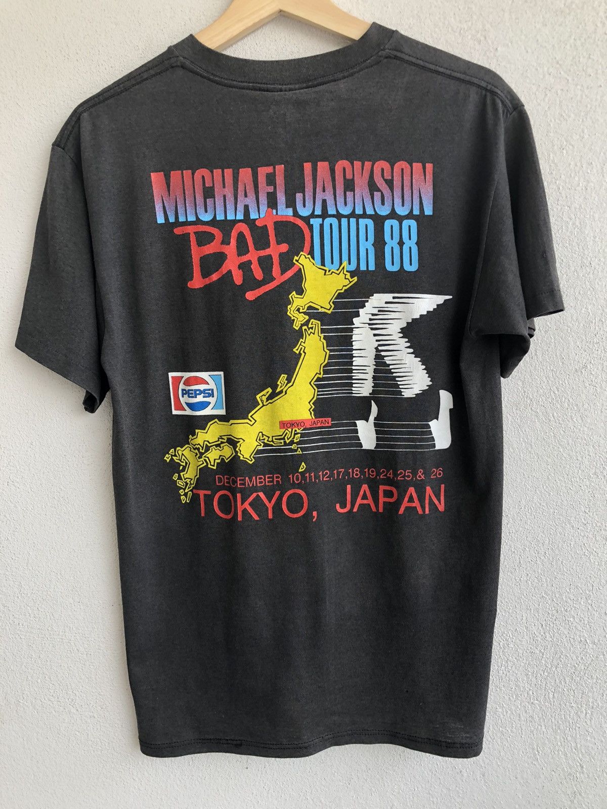 Michael Jackson Vintage Micheal Jackson World Tour 1988 Size US L / EU 52-54 / 3 - 2 Thumbnail