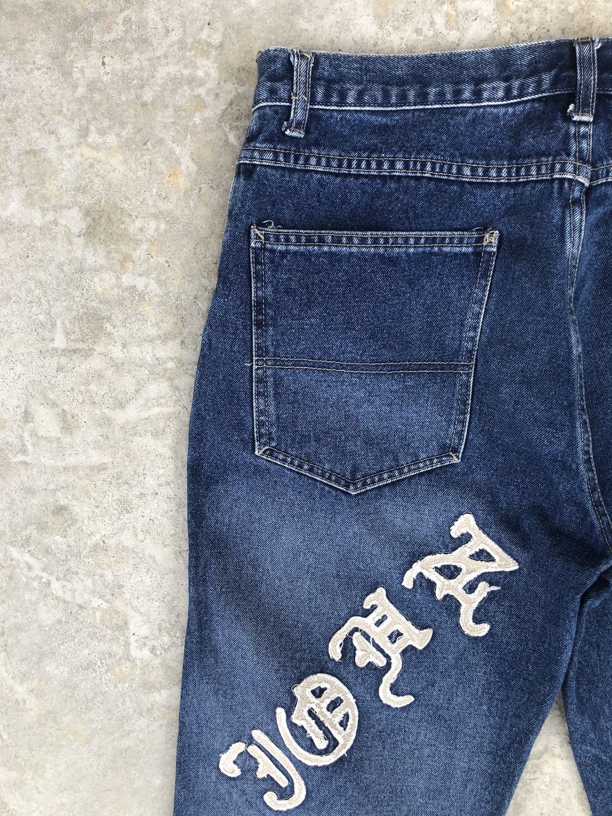 Sean John Sean John Embroidered Jeans Distressed Jeans Size US 33 - 9 Thumbnail