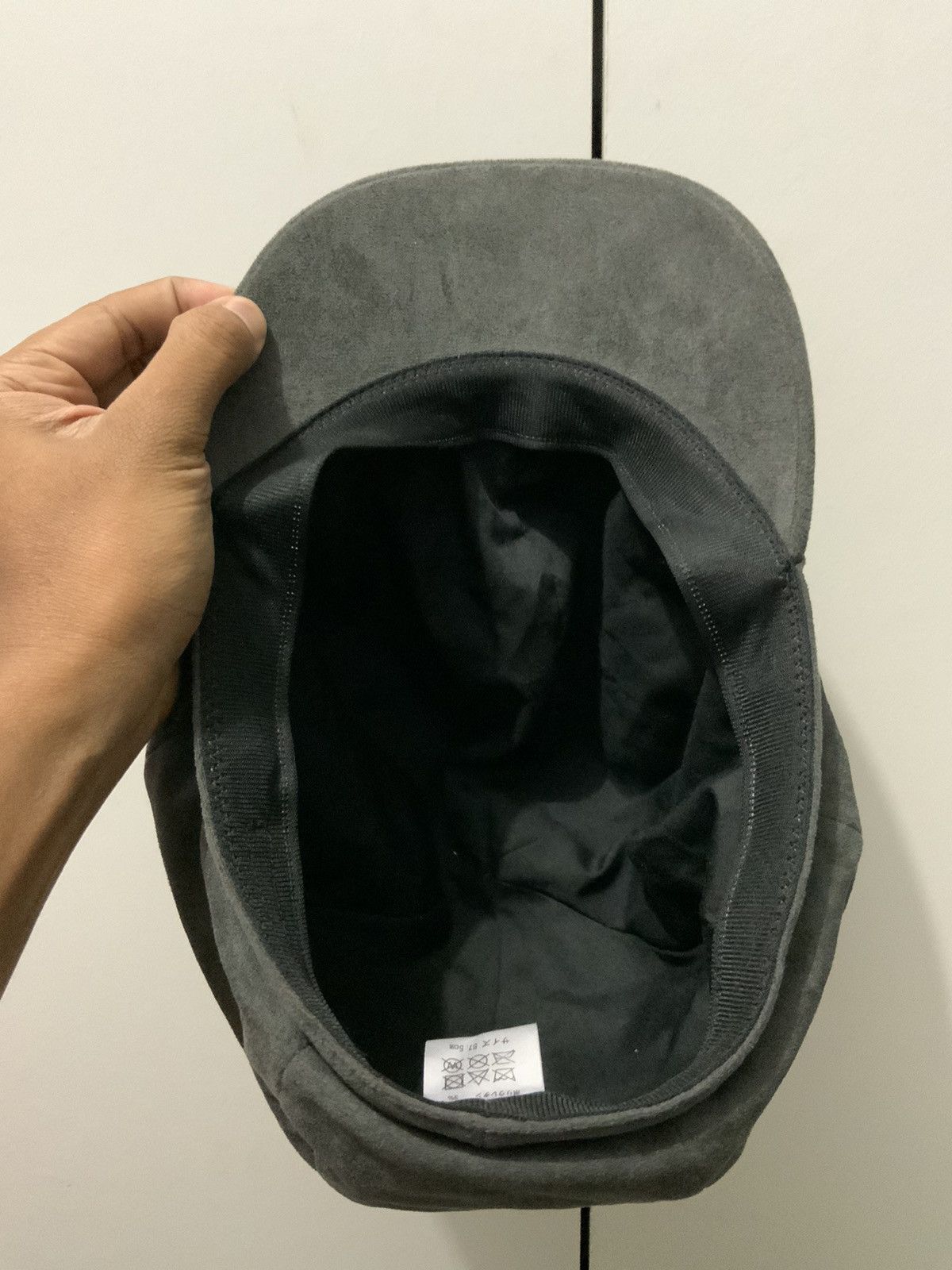 Japanese Brand Velvet Corduroy Neswboy Cap Size ONE SIZE - 8 Thumbnail