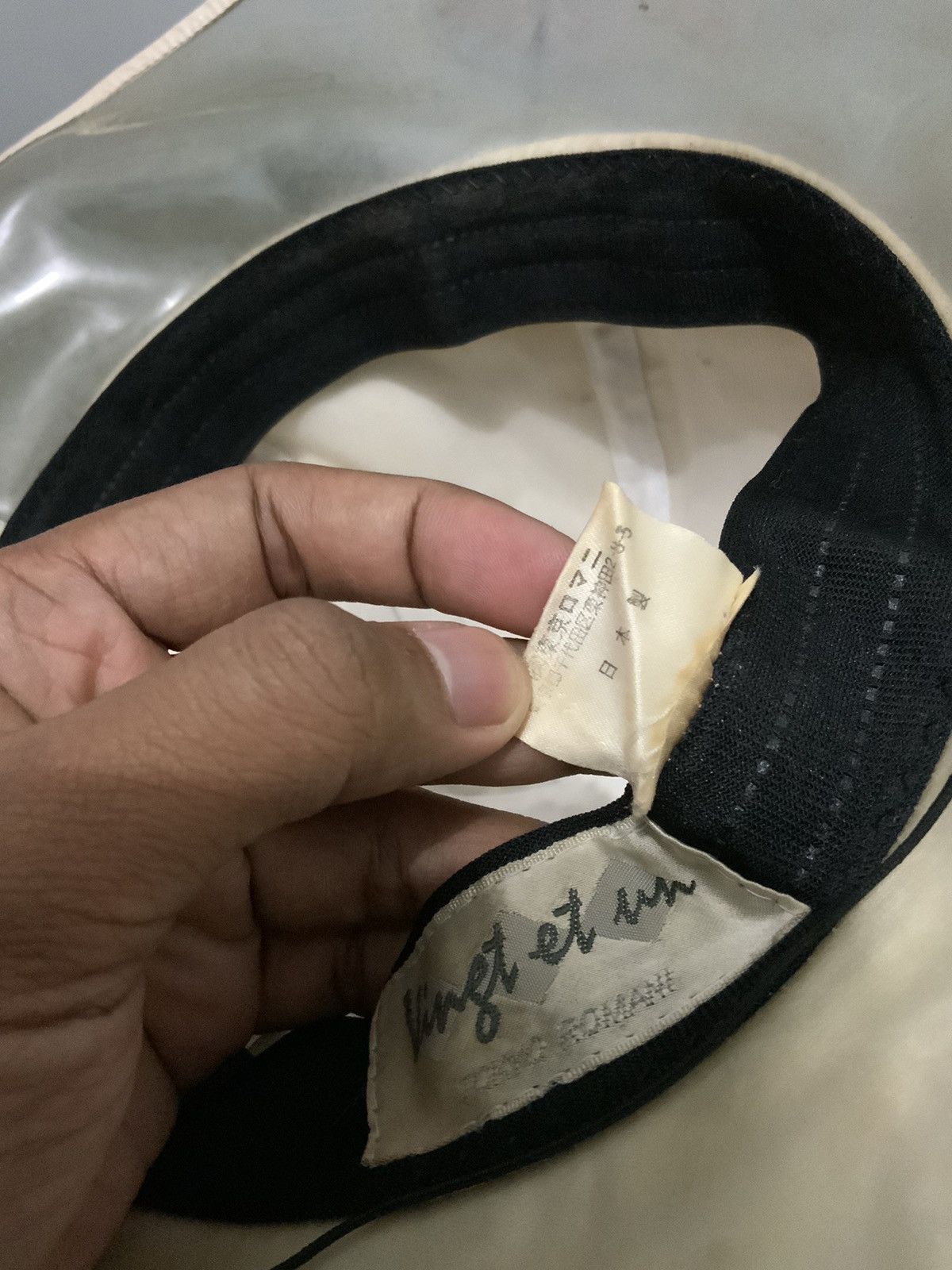 Japanese Brand Vintage Vingt Et Un Japan Clear Bucket Hat Size ONE SIZE - 21 Thumbnail