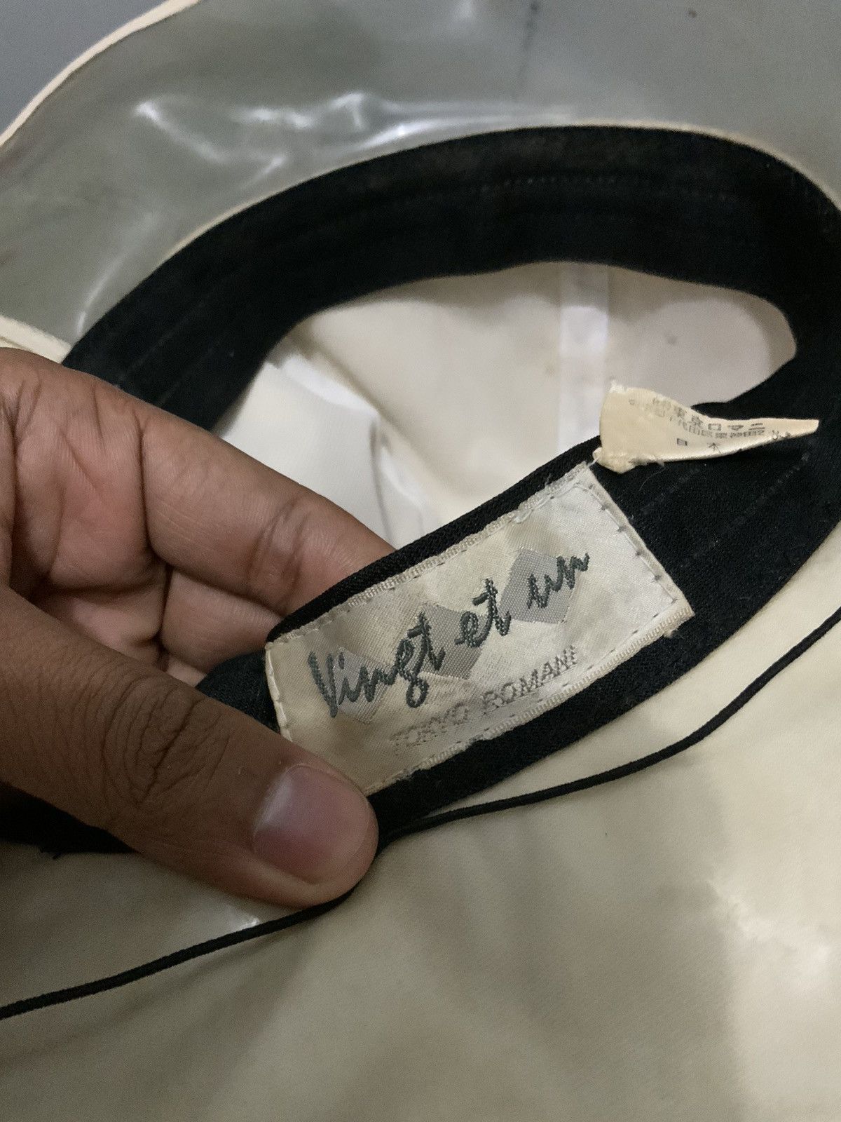 Japanese Brand Vintage Vingt Et Un Japan Clear Bucket Hat Size ONE SIZE - 20 Thumbnail