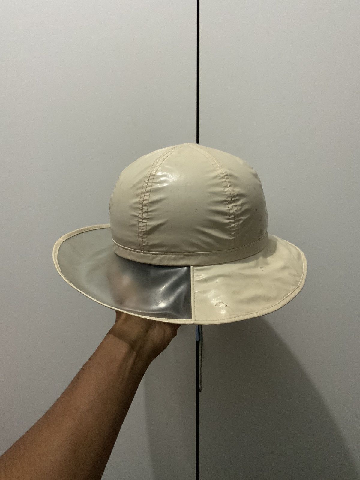 Japanese Brand Vintage Vingt Et Un Japan Clear Bucket Hat Size ONE SIZE - 3 Thumbnail