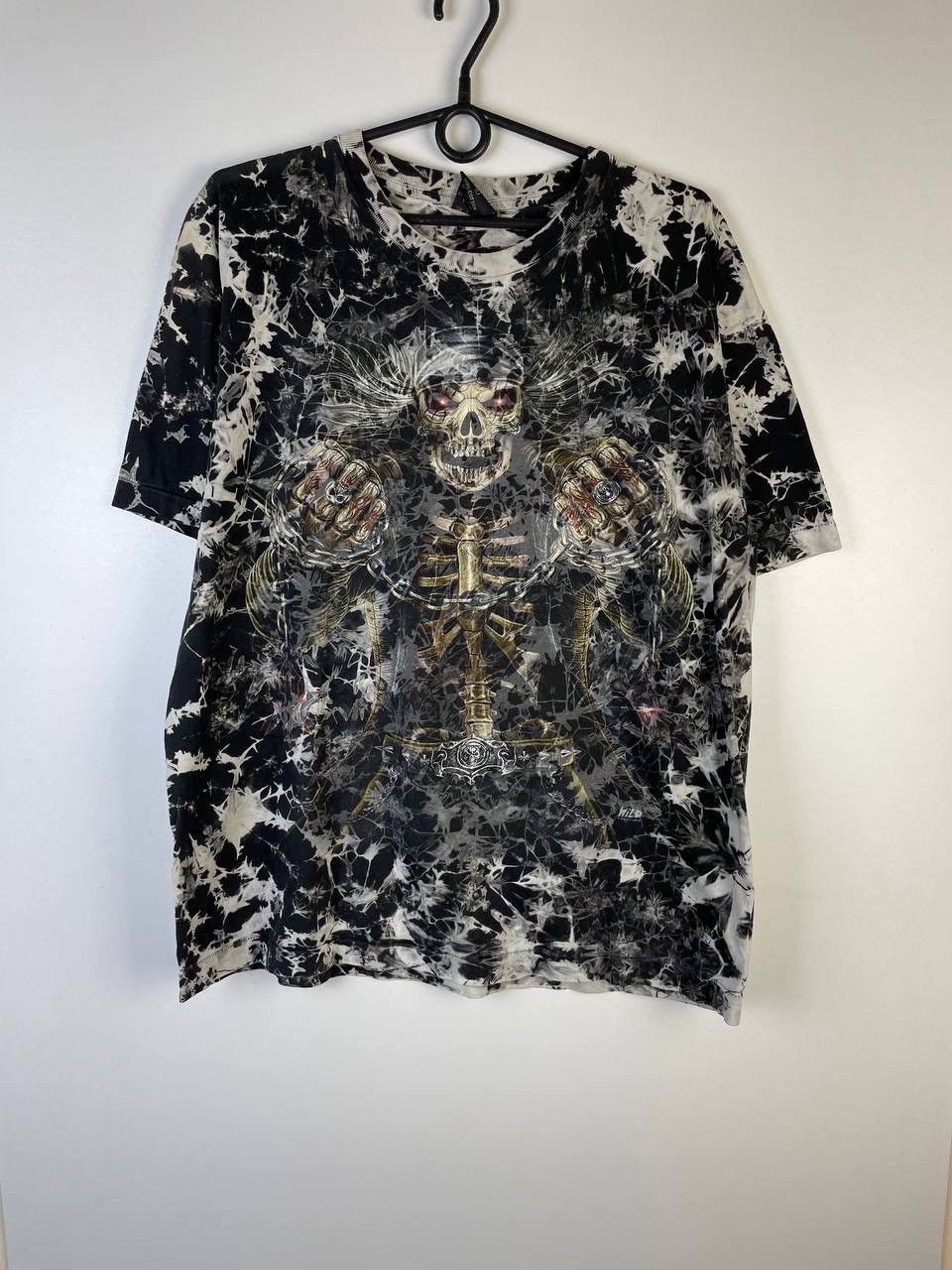 Vintage Skulls vintage t-shirt size L Size US L / EU 52-54 / 3 - 1 Thumbnail