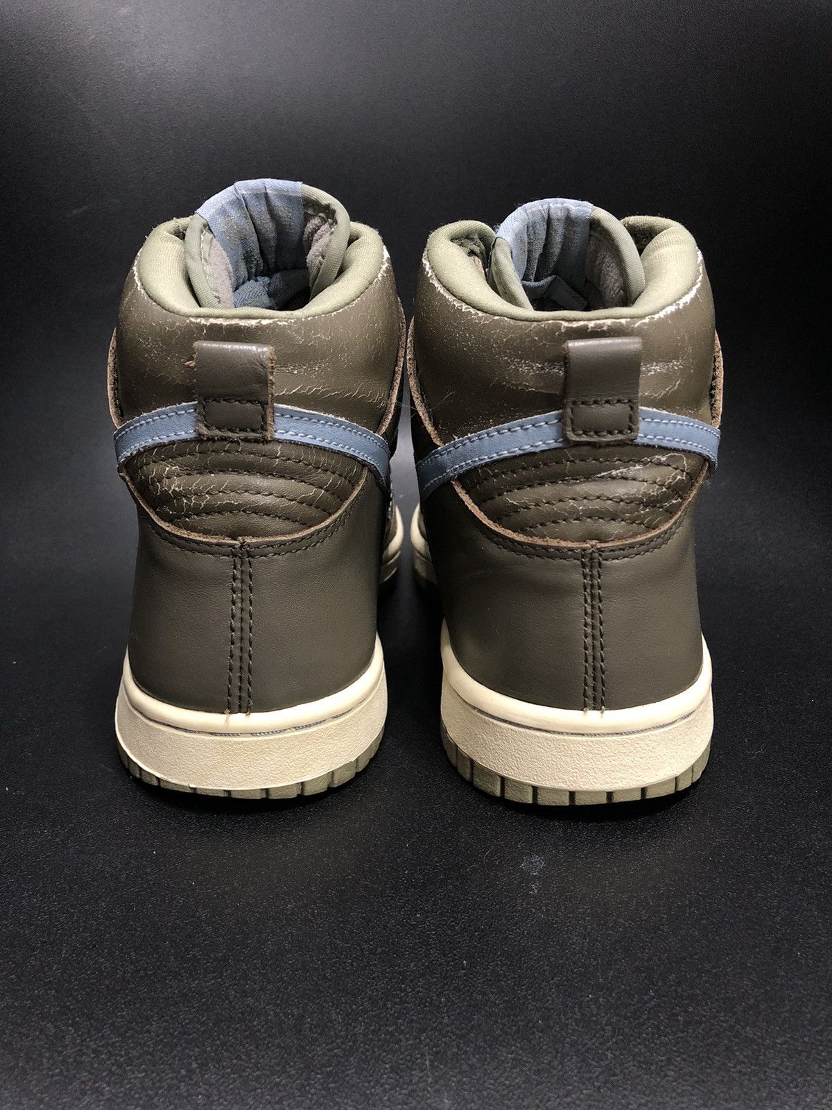 Nike 2003 Nike Dunk High WMNS Smoke Gray Size US 7 / EU 40 - 4 Thumbnail