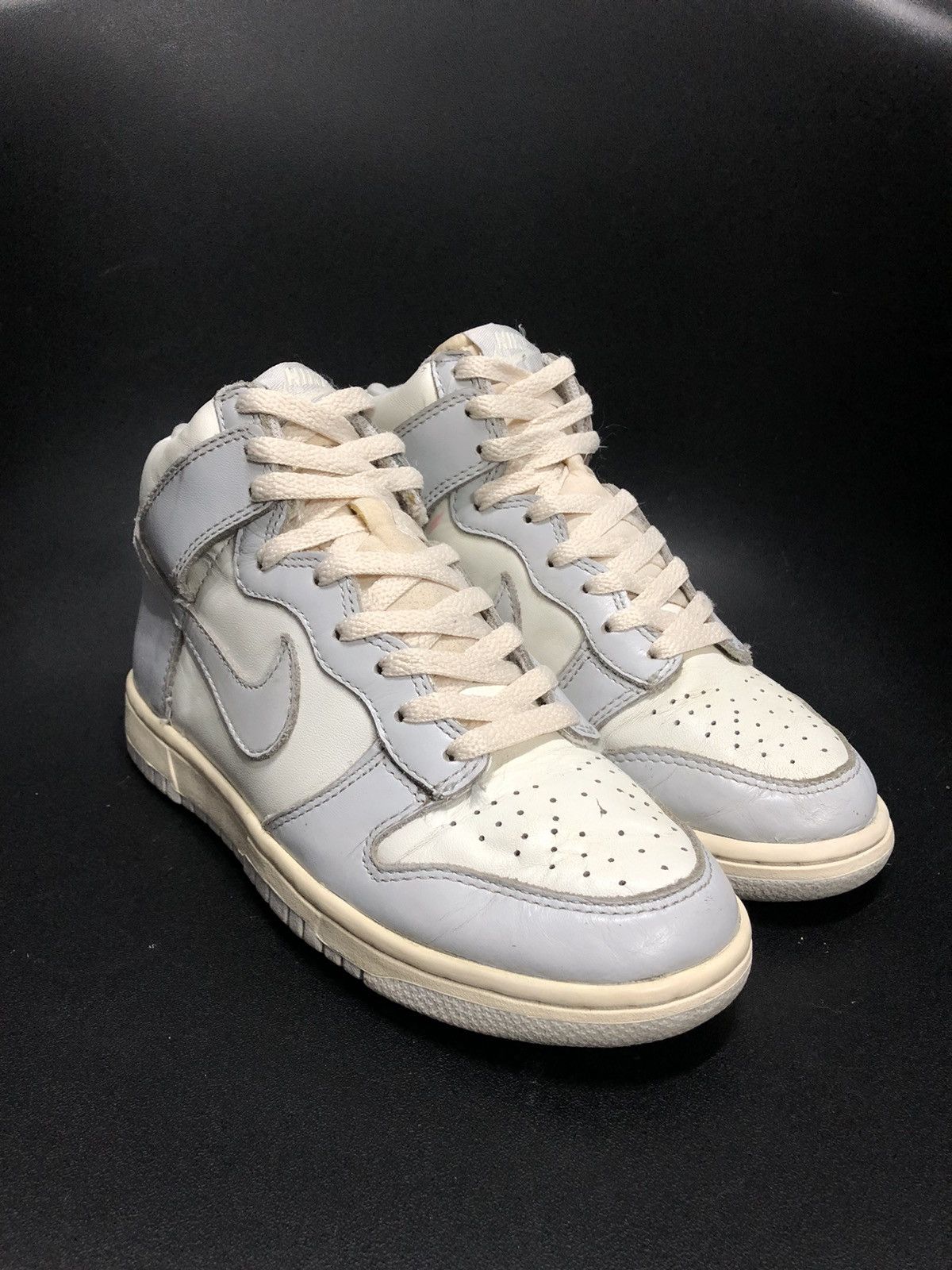 Nike Dunk High WMNS Football Grey 2008 Size US 5 / EU 37 - 2 Thumbnail