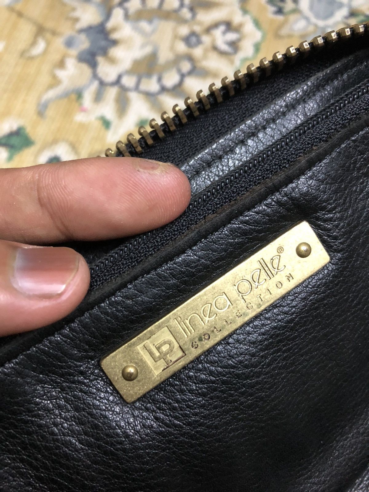 Genuine Leather LINEA PELLE ZIPPER LONG WALLET Size ONE SIZE - 5 Thumbnail