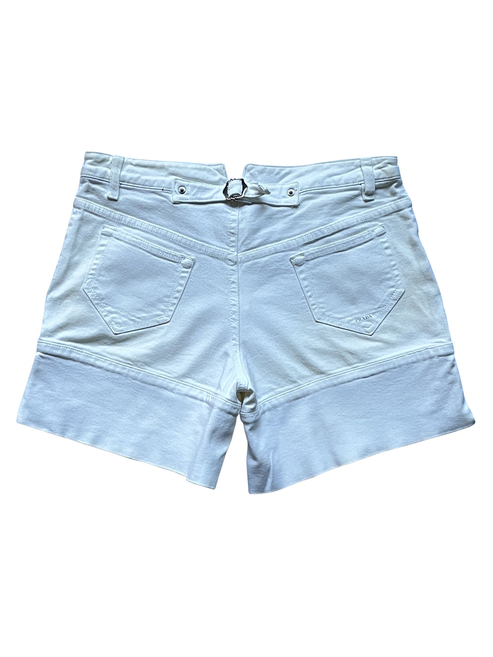 Prada ⚡️QUICK SALE⚡️2006 Prada White Shorts Size 27" / US 4 / IT 40 - 2 Thumbnail