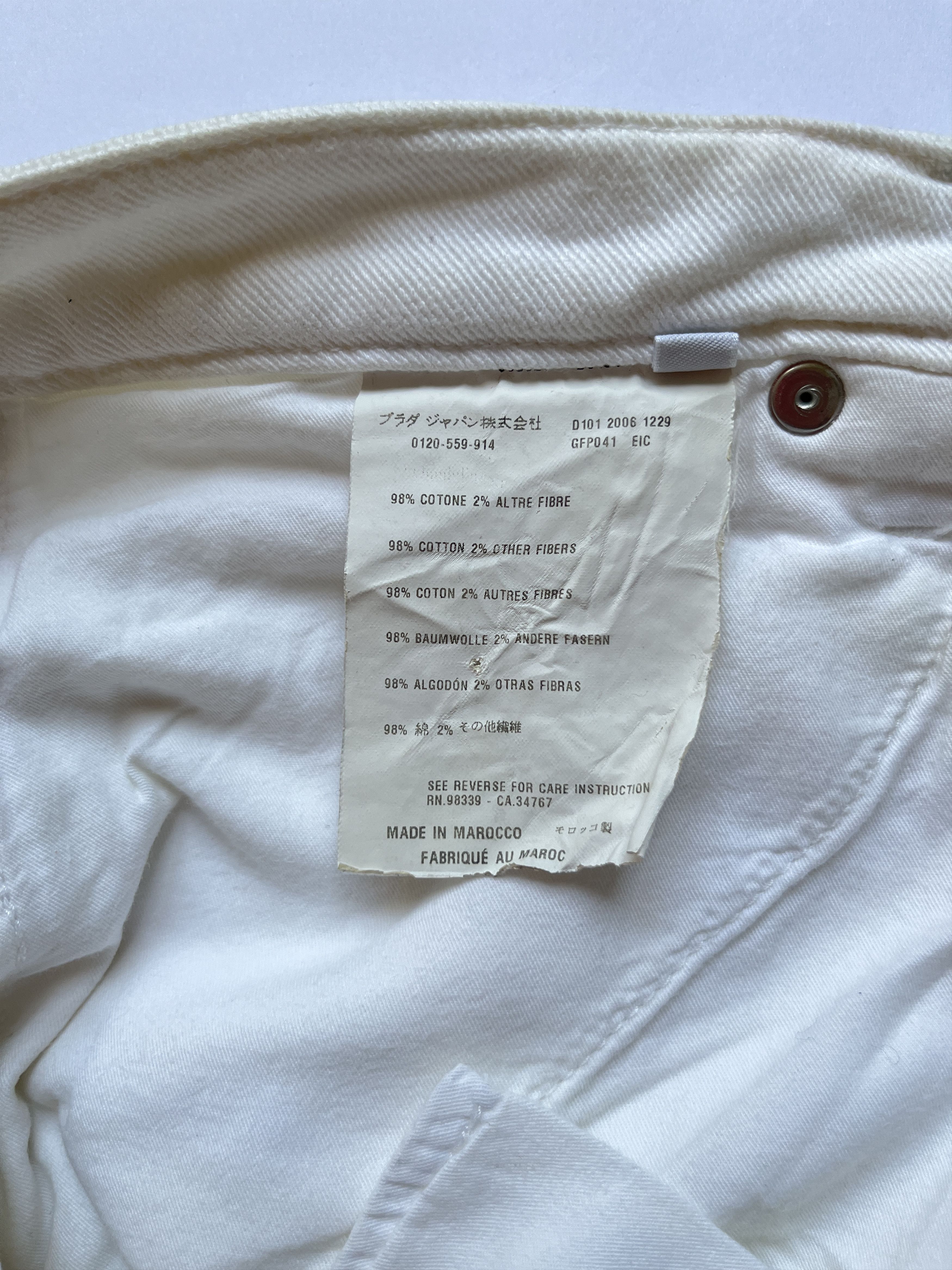 Prada ⚡️QUICK SALE⚡️2006 Prada White Shorts Size 27" / US 4 / IT 40 - 5 Thumbnail