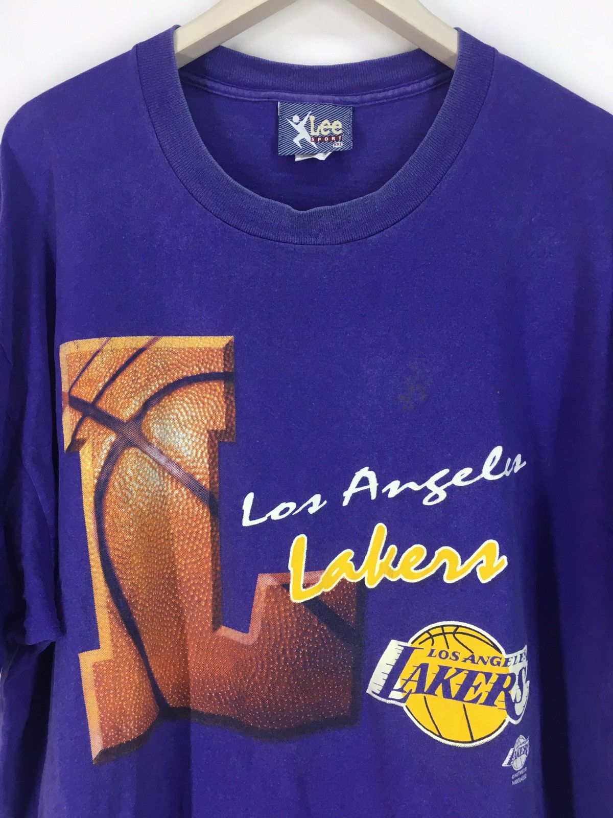 NBA Vintage 90s Los Angeles Lakers NBA t shirt Size US XXL / EU 58 / 5 - 3 Thumbnail