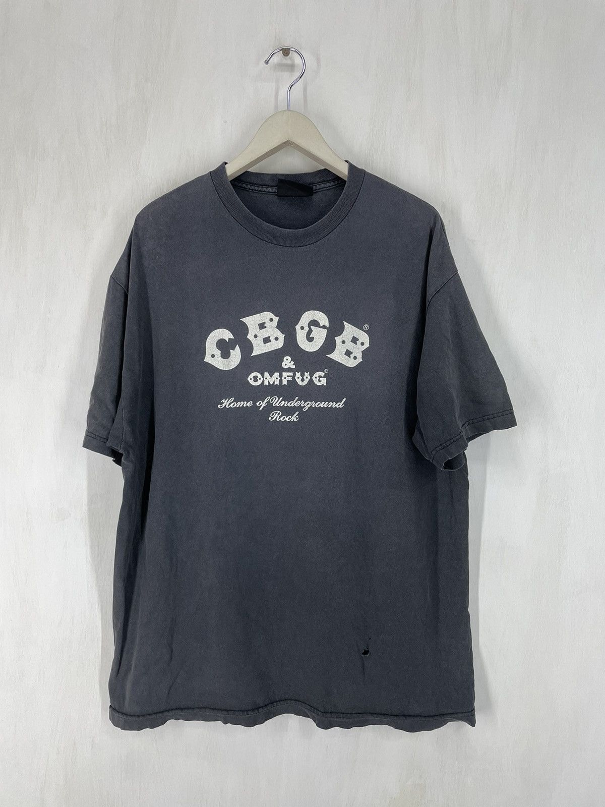 Vintage Vintage Y2K CBGB & OMFUG punk ramones Size US XL / EU 56 / 4 - 1 Thumbnail