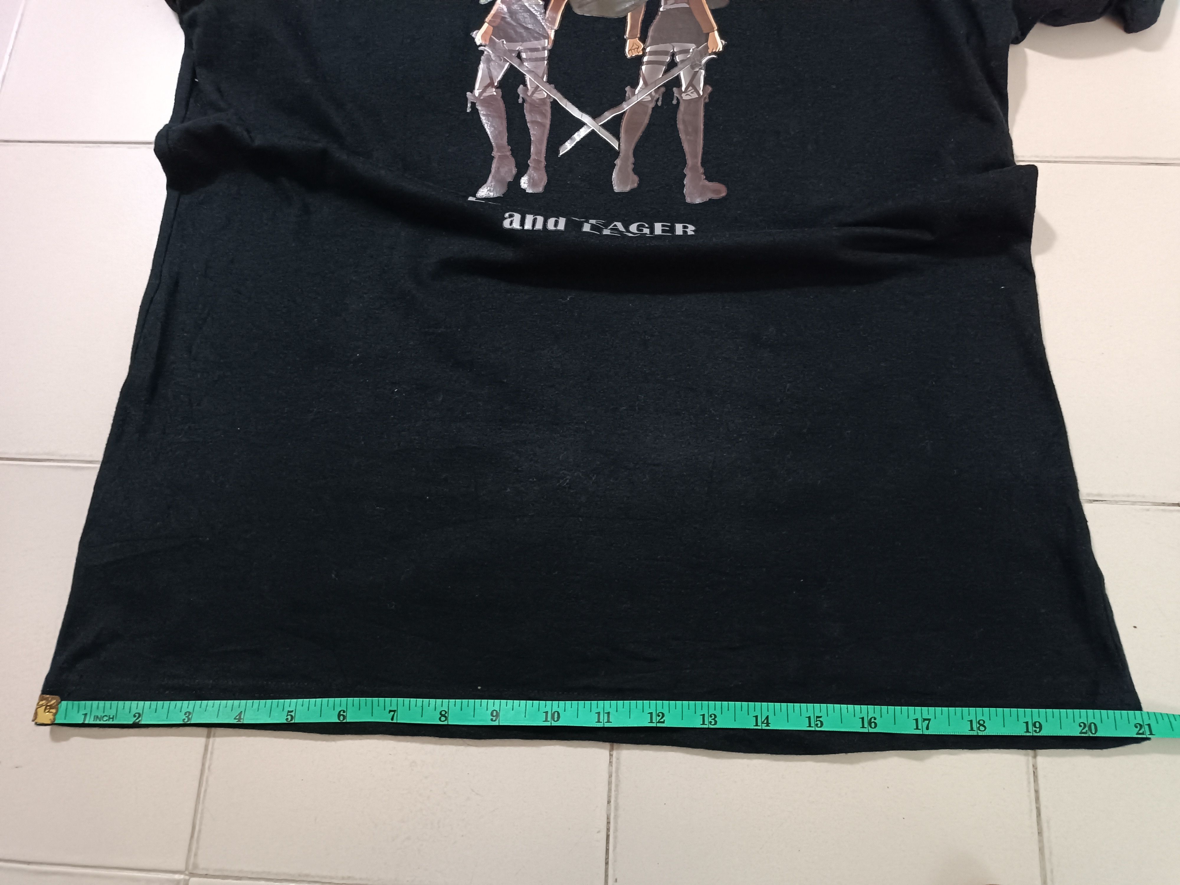 Anime Anime Attack On Titan - Eren Yeager and Levi Tee Shirt Size US L / EU 52-54 / 3 - 11 Thumbnail