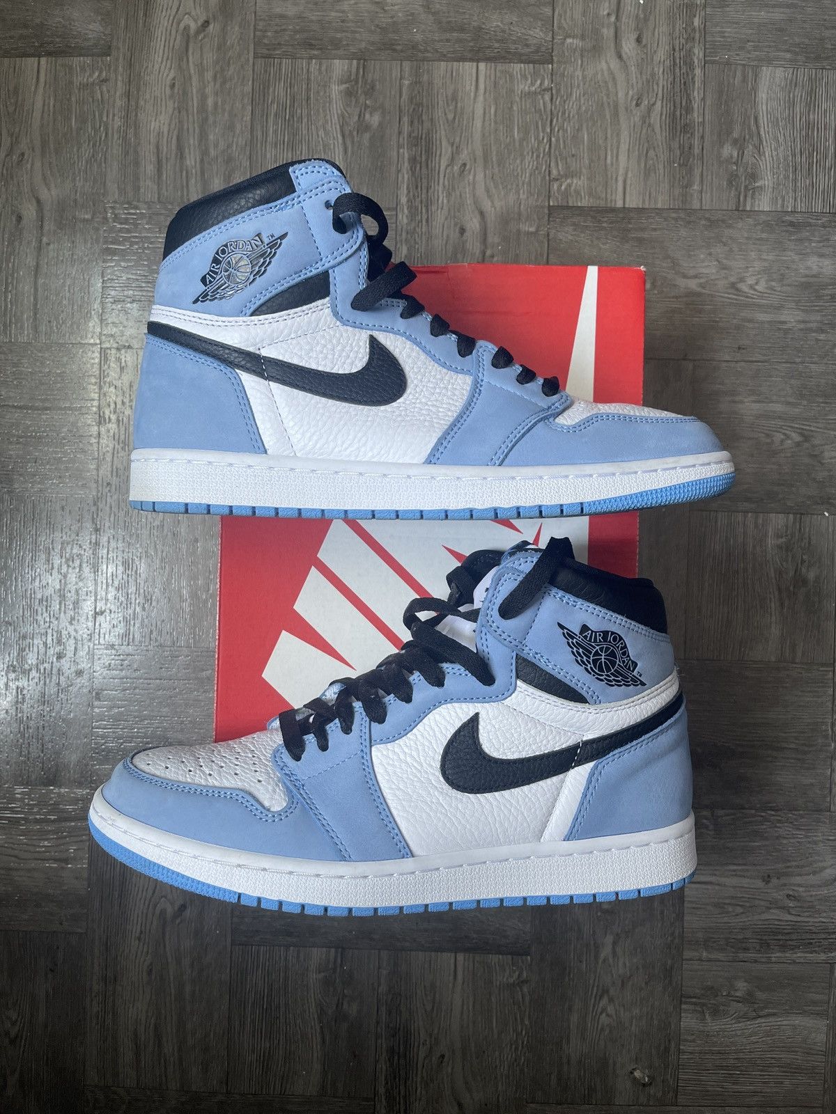 Jordan Brand Air Jordan 1 “University Blue” Size US 10 / EU 43 - 1 Thumbnail