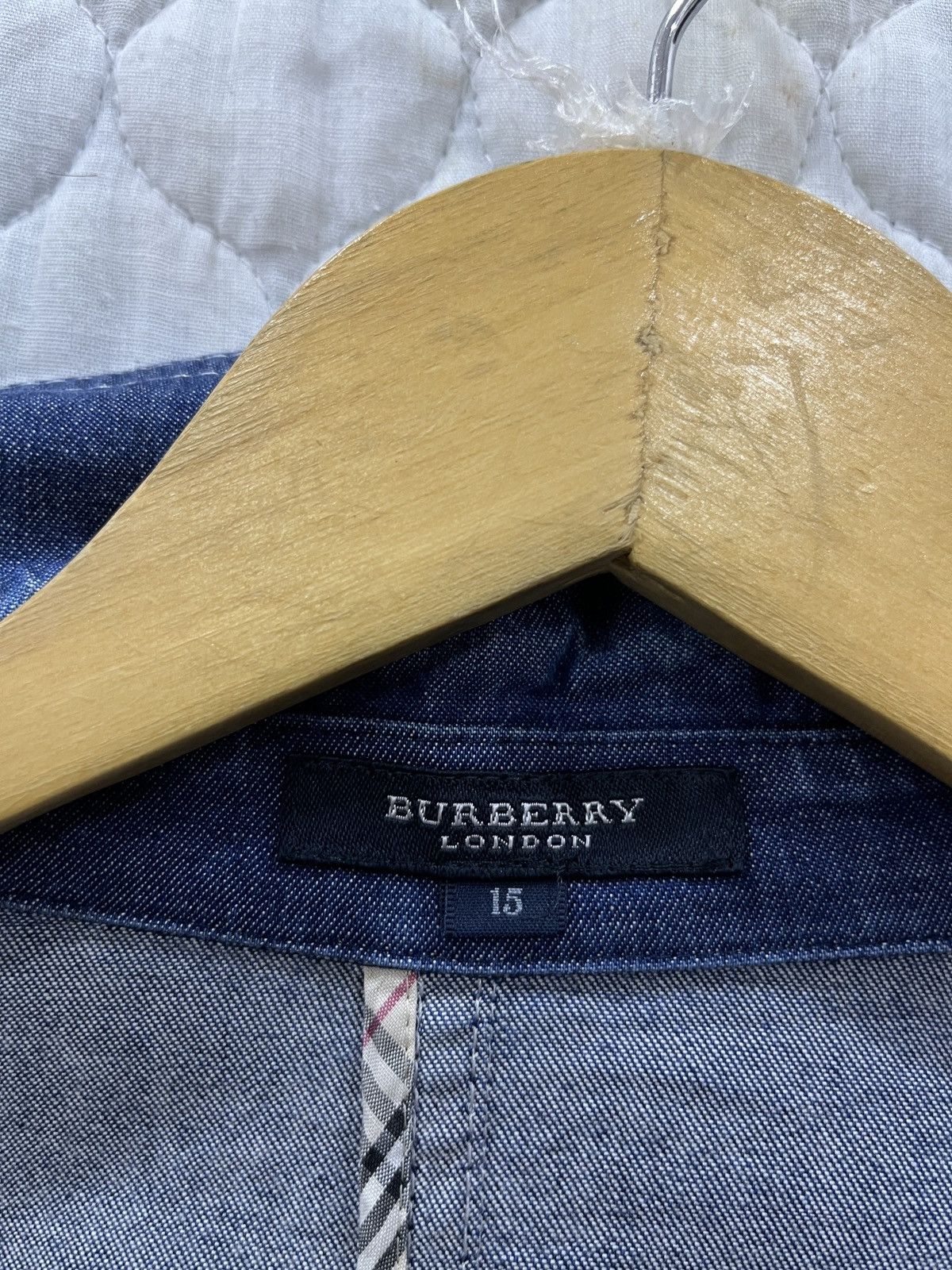 Burberry (Cccc). BURBERRYS LONDON DENIM JACKET Size M / US 6-8 / IT 42-44 - 9 Thumbnail
