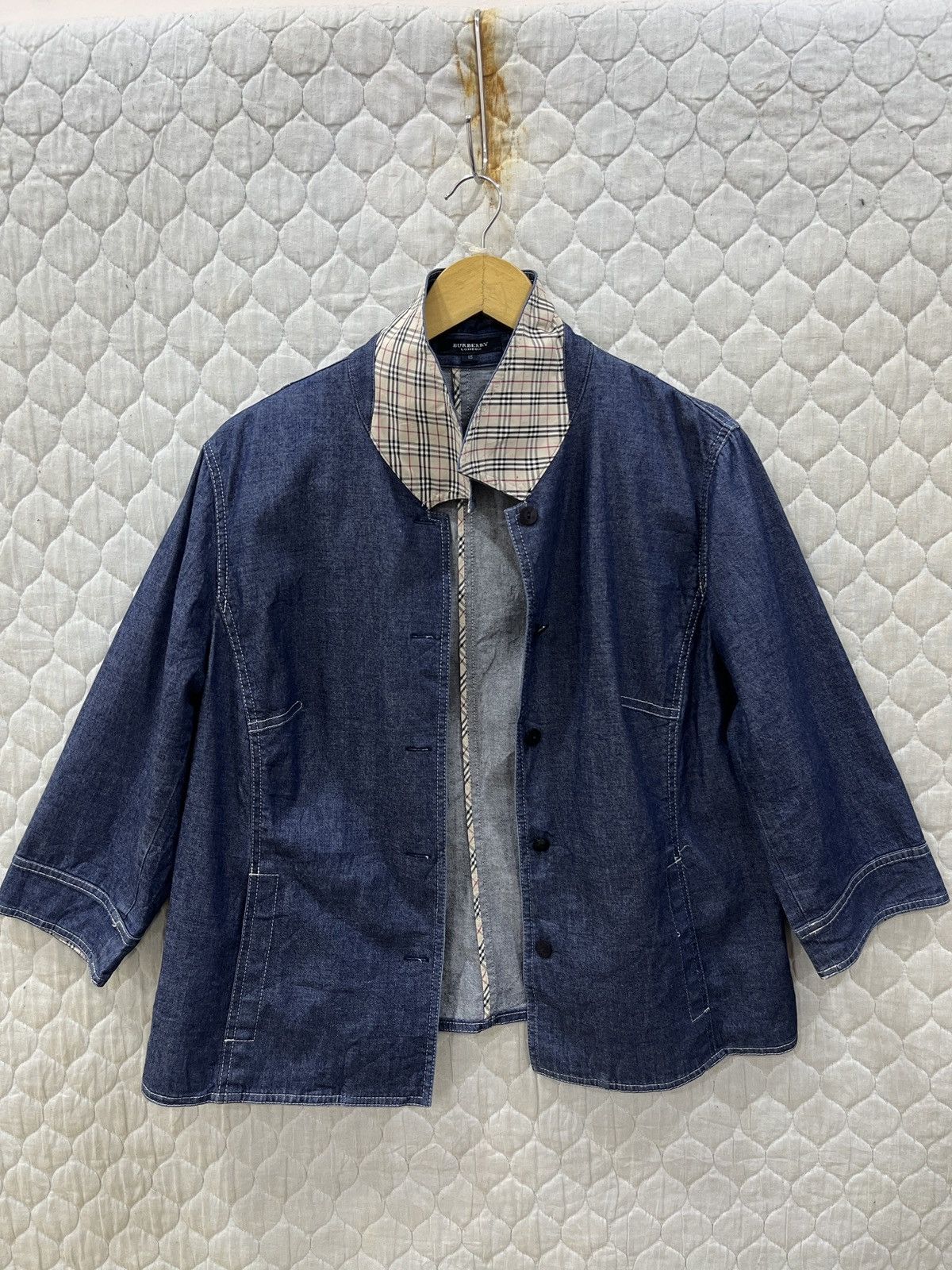 Burberry (Cccc). BURBERRYS LONDON DENIM JACKET Size M / US 6-8 / IT 42-44 - 1 Thumbnail