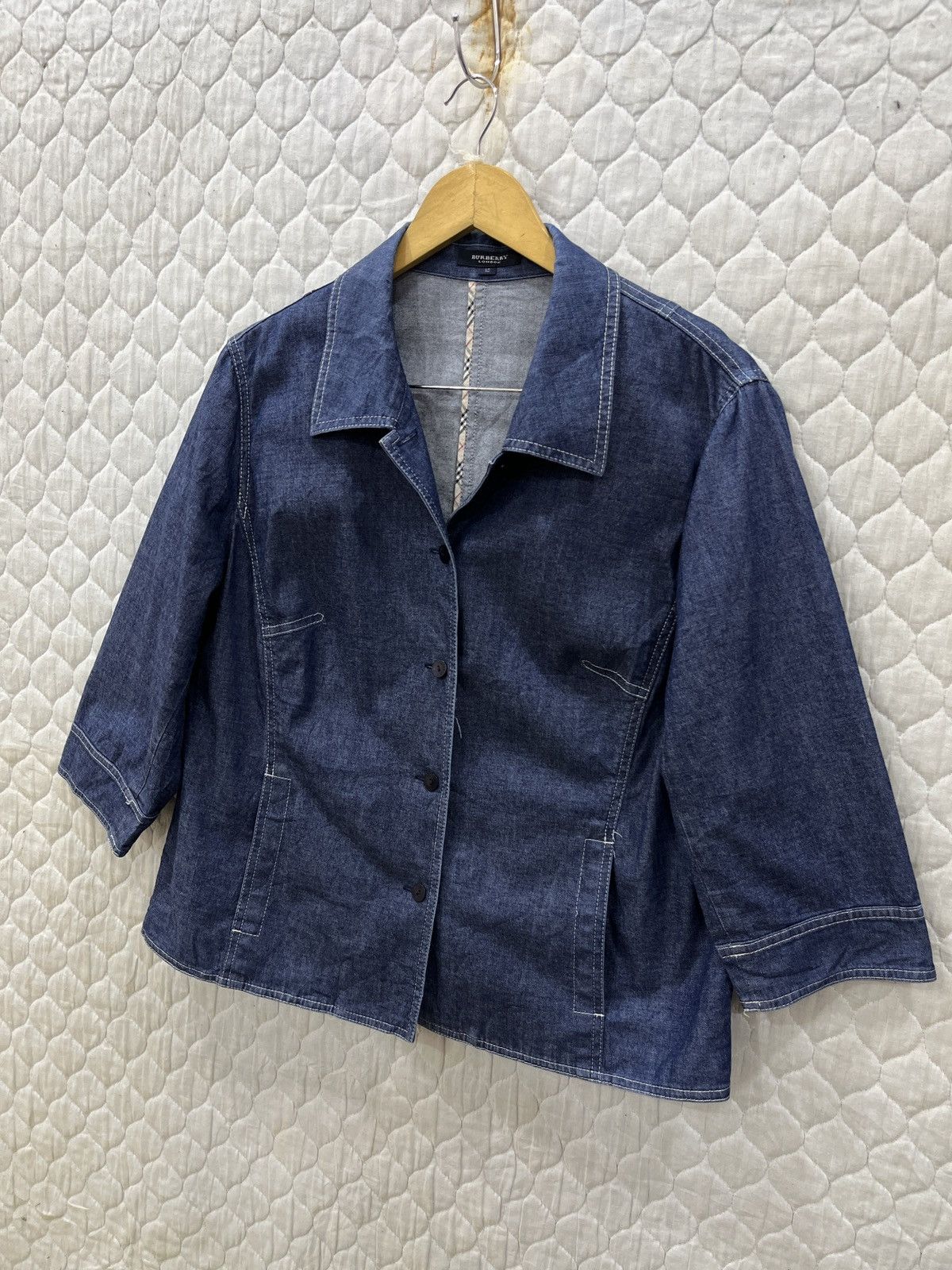 Burberry (Cccc). BURBERRYS LONDON DENIM JACKET Size M / US 6-8 / IT 42-44 - 3 Thumbnail