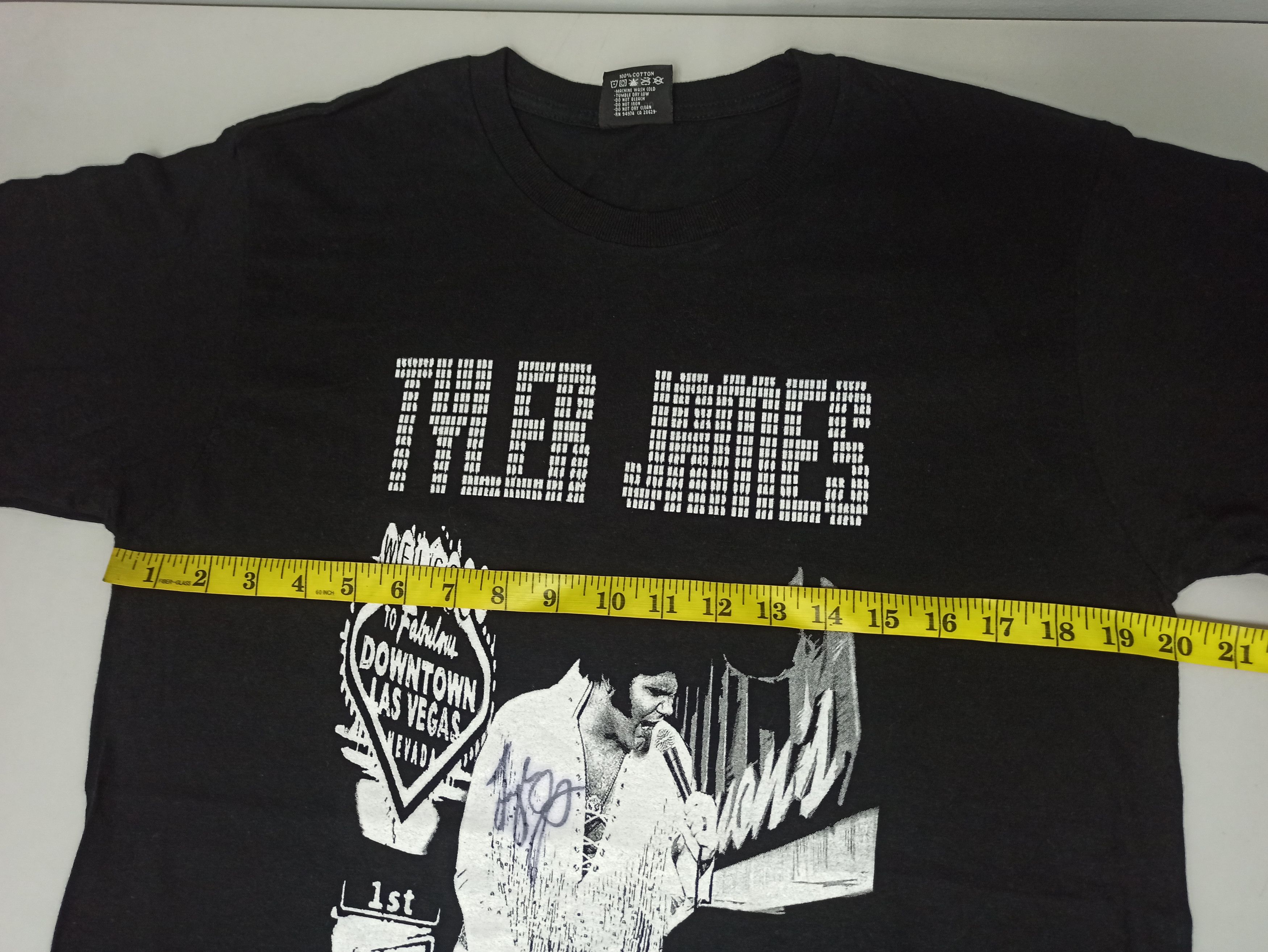 Undefeated ♦️VINTAGE UNDEFEATED X TYLER JAMES Size US M / EU 48-50 / 2 - 7 Thumbnail