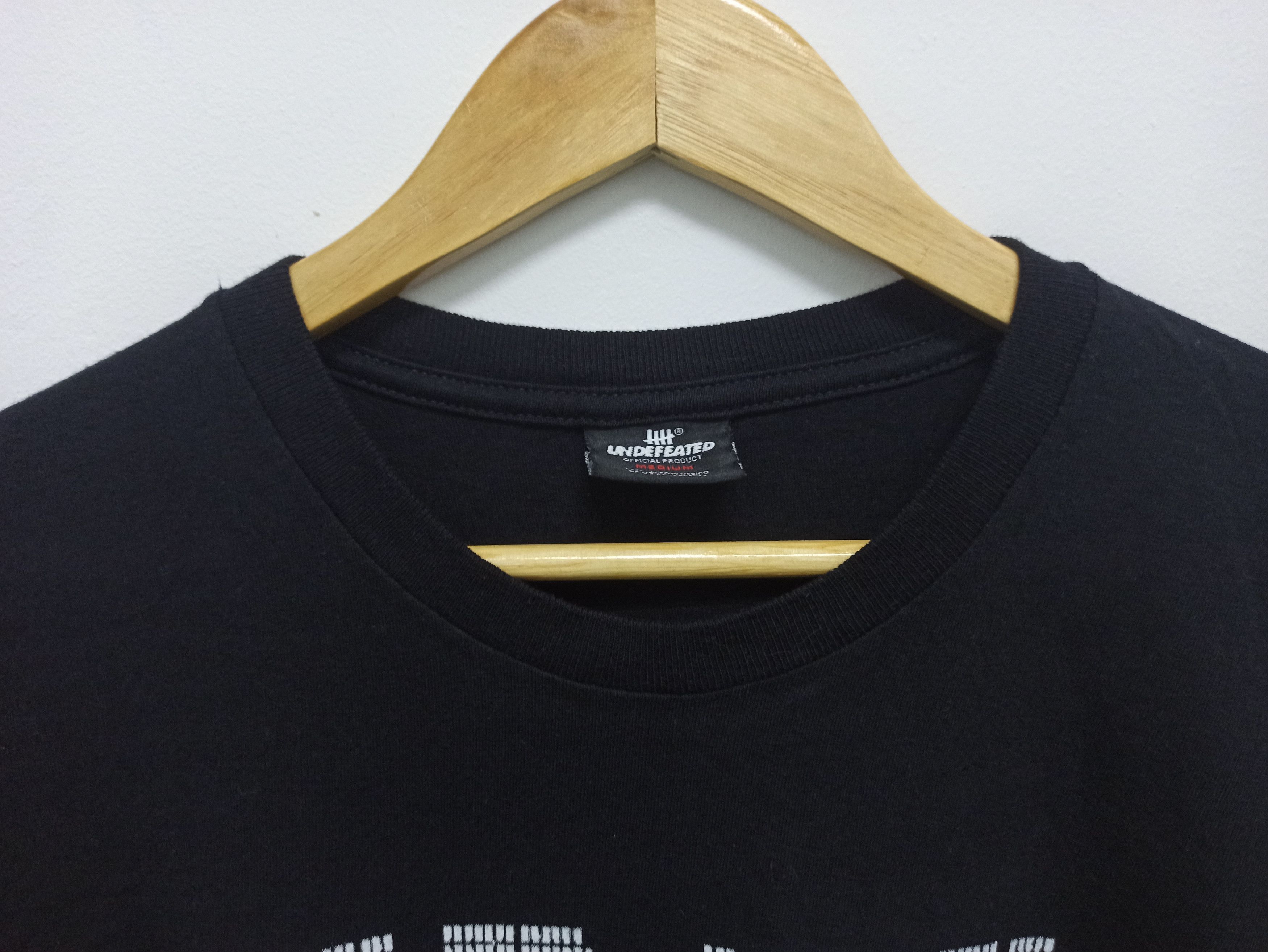 Undefeated ♦️VINTAGE UNDEFEATED X TYLER JAMES Size US M / EU 48-50 / 2 - 3 Thumbnail