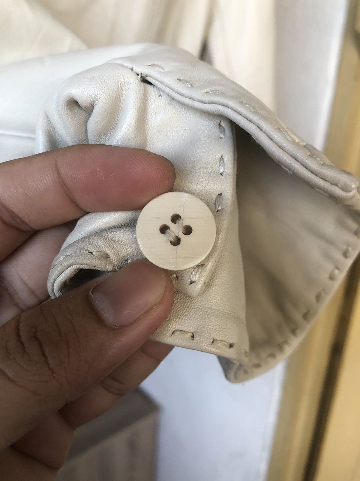 Balmain Vtg Balmain Paris Leather Cream Single Breasted Blazer Size M / US 6-8 / IT 42-44 - 8 Thumbnail