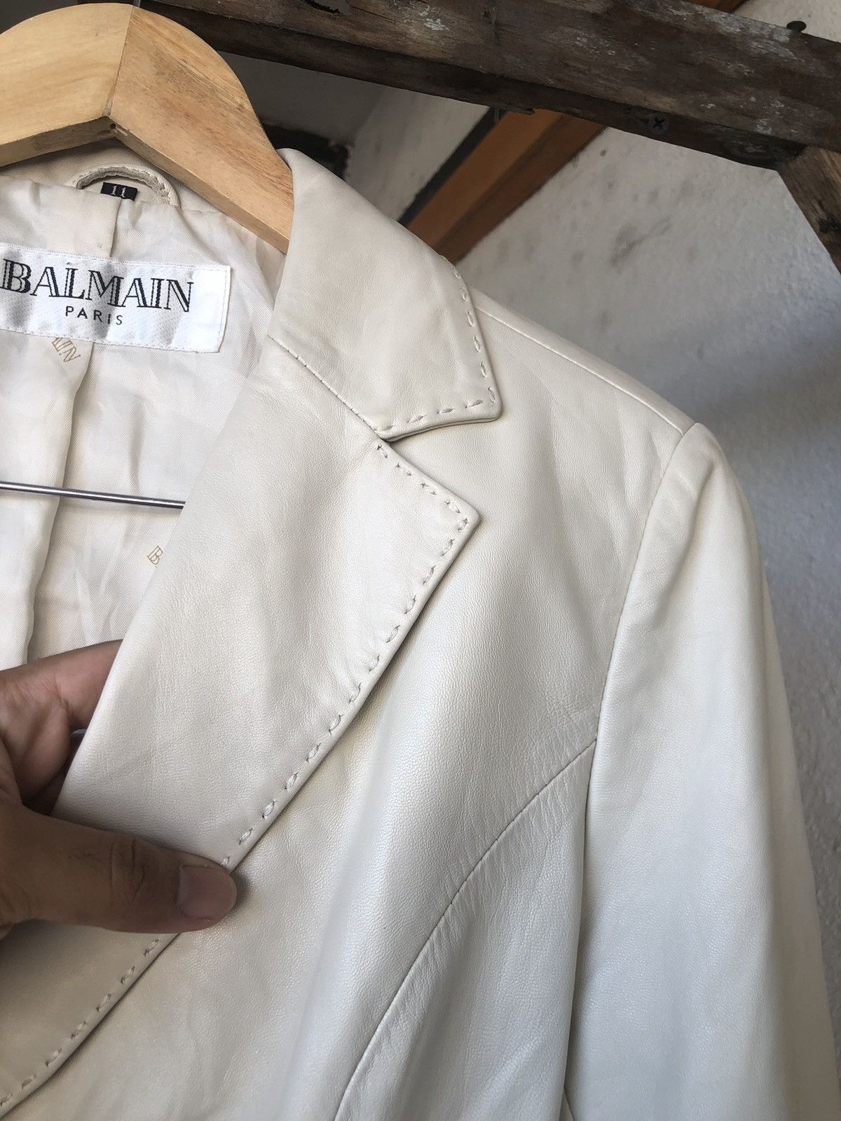 Balmain Vtg Balmain Paris Leather Cream Single Breasted Blazer Size M / US 6-8 / IT 42-44 - 13 Thumbnail