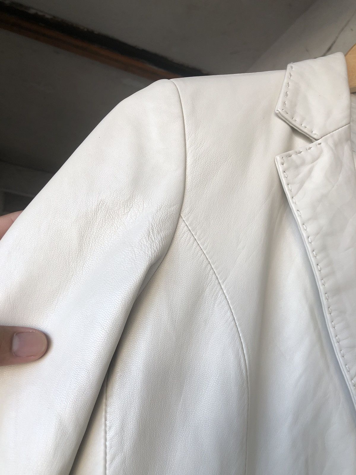 Balmain Vtg Balmain Paris Leather Cream Single Breasted Blazer Size M / US 6-8 / IT 42-44 - 14 Thumbnail