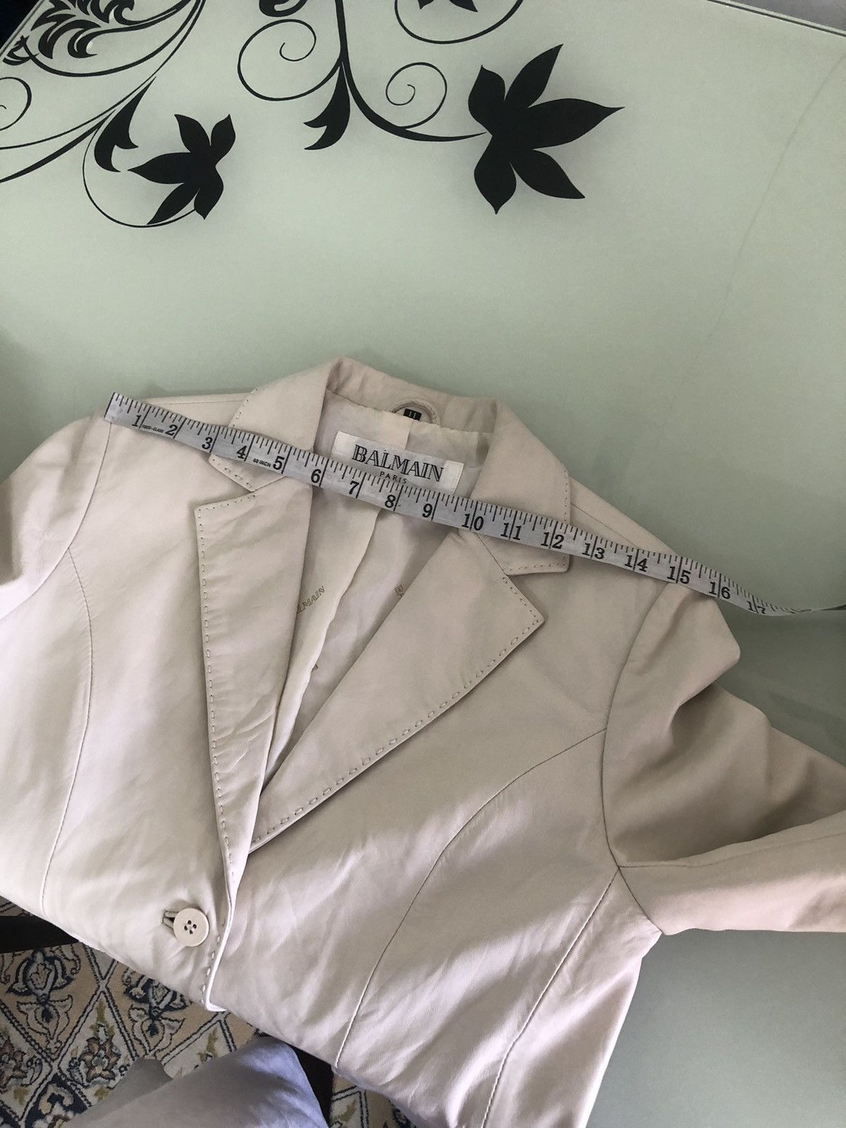 Balmain Vtg Balmain Paris Leather Cream Single Breasted Blazer Size M / US 6-8 / IT 42-44 - 24 Thumbnail