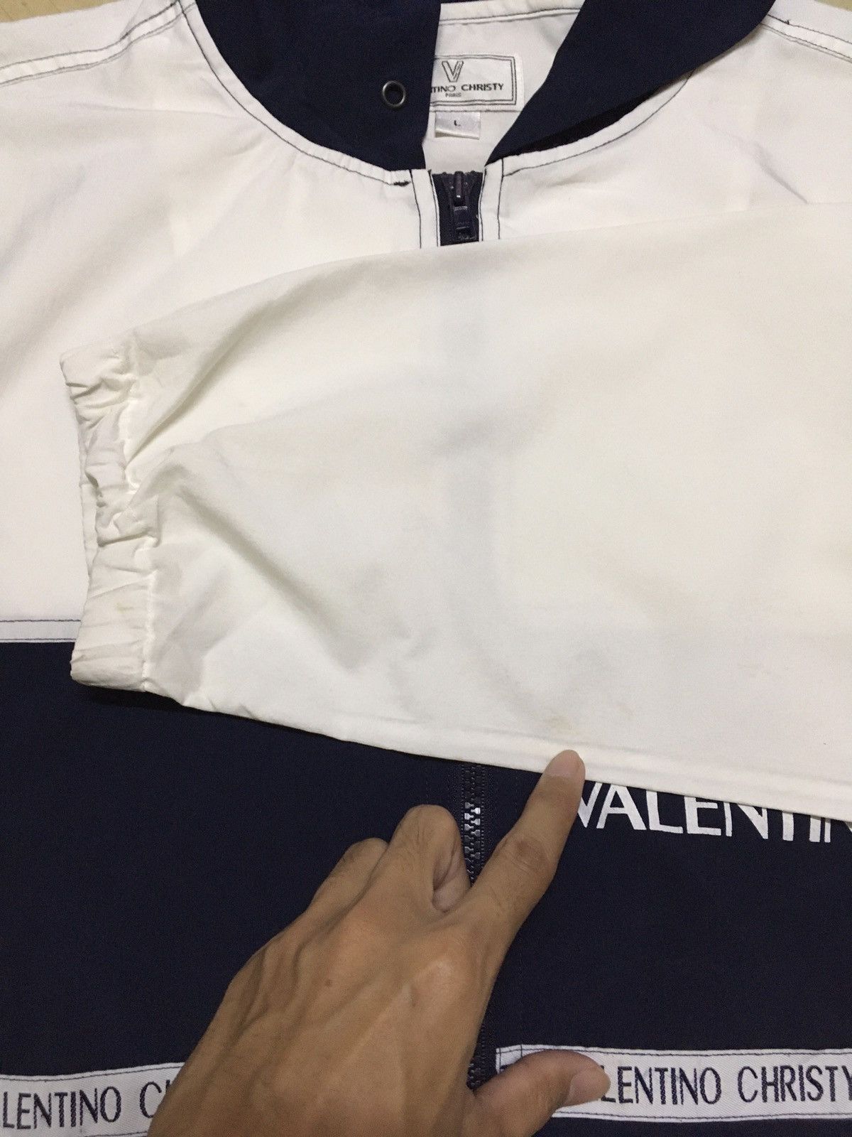 Japanese Brand Vintage Valentino Christy Paris Big Logo Light Jacket Size US L / EU 52-54 / 3 - 18 Thumbnail
