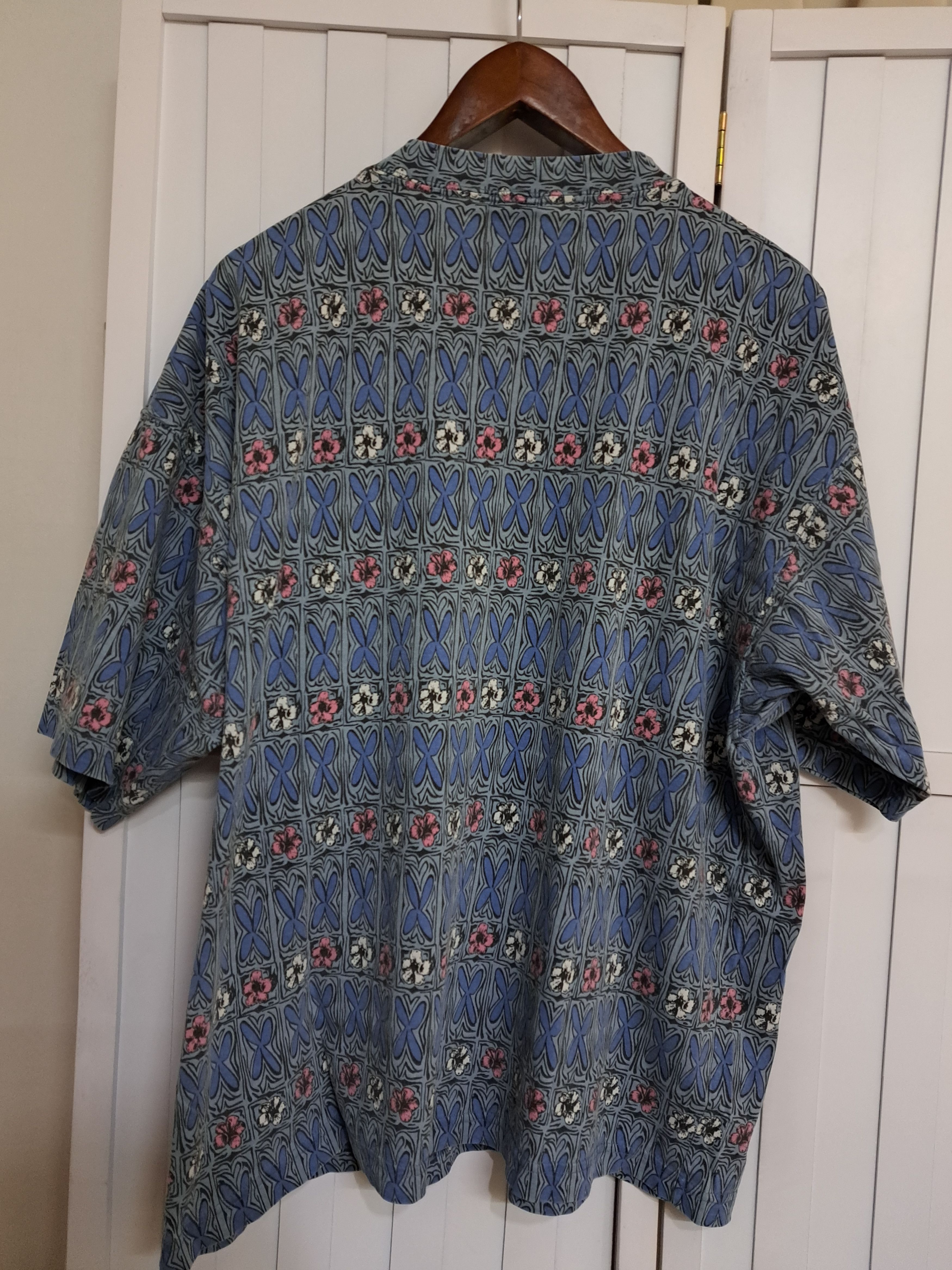 Quiksilver Rare! Vintage Quiksilver Floral Allover Pattern T-Shirt Size US XL / EU 56 / 4 - 4 Thumbnail