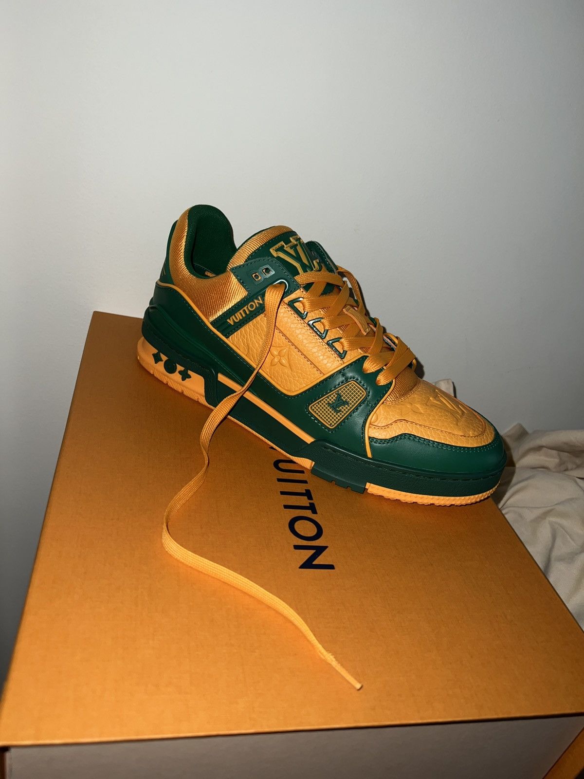 Louis Vuitton Louis Vuitton monogram sneakers LV6 US8 Size US 8 / EU 41 - 3 Thumbnail