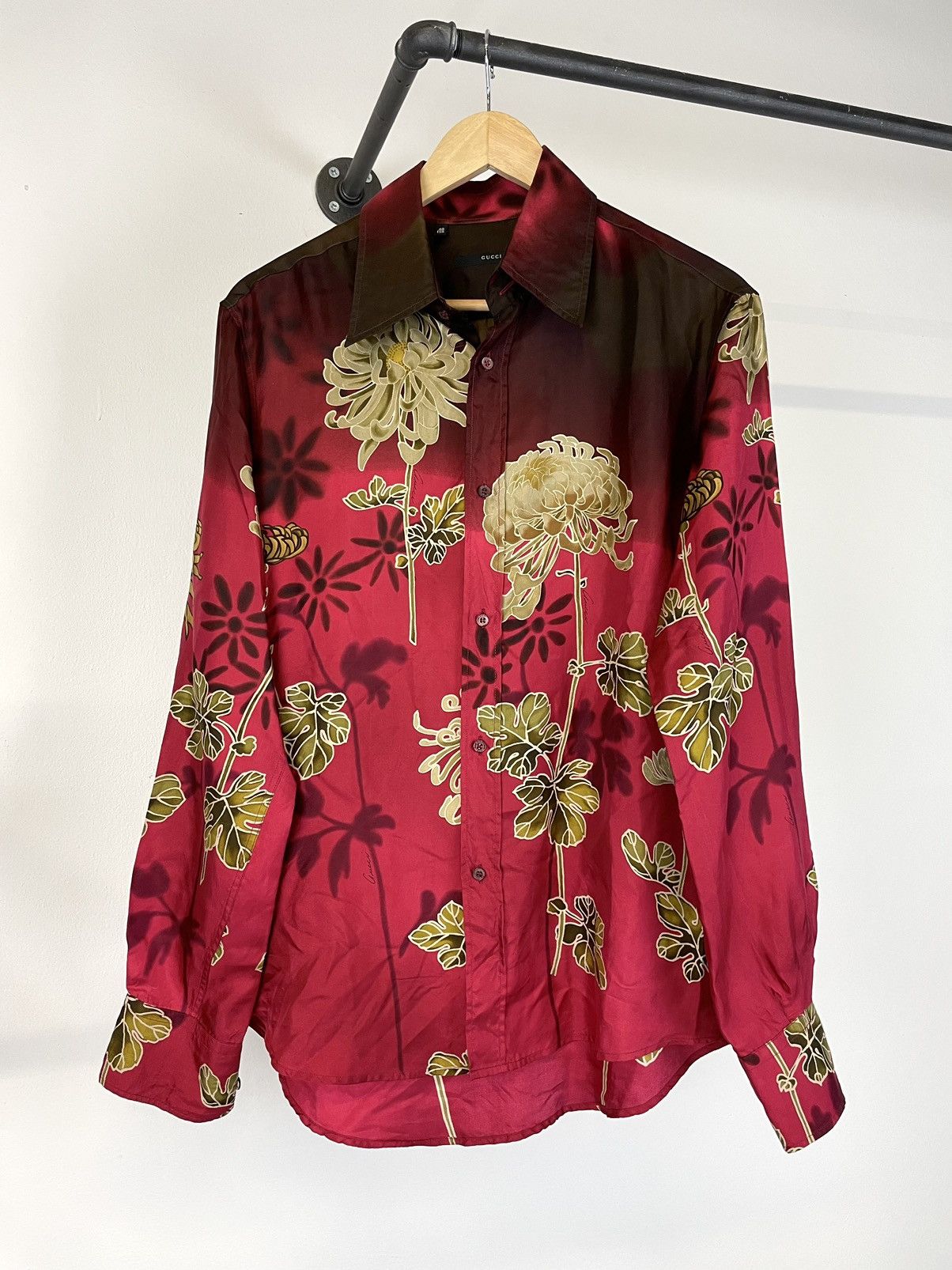 Gucci SS2001 Tom Ford Chrysanthemum floral Print Silk Shirt rare Size US M / EU 48-50 / 2 - 2 Preview