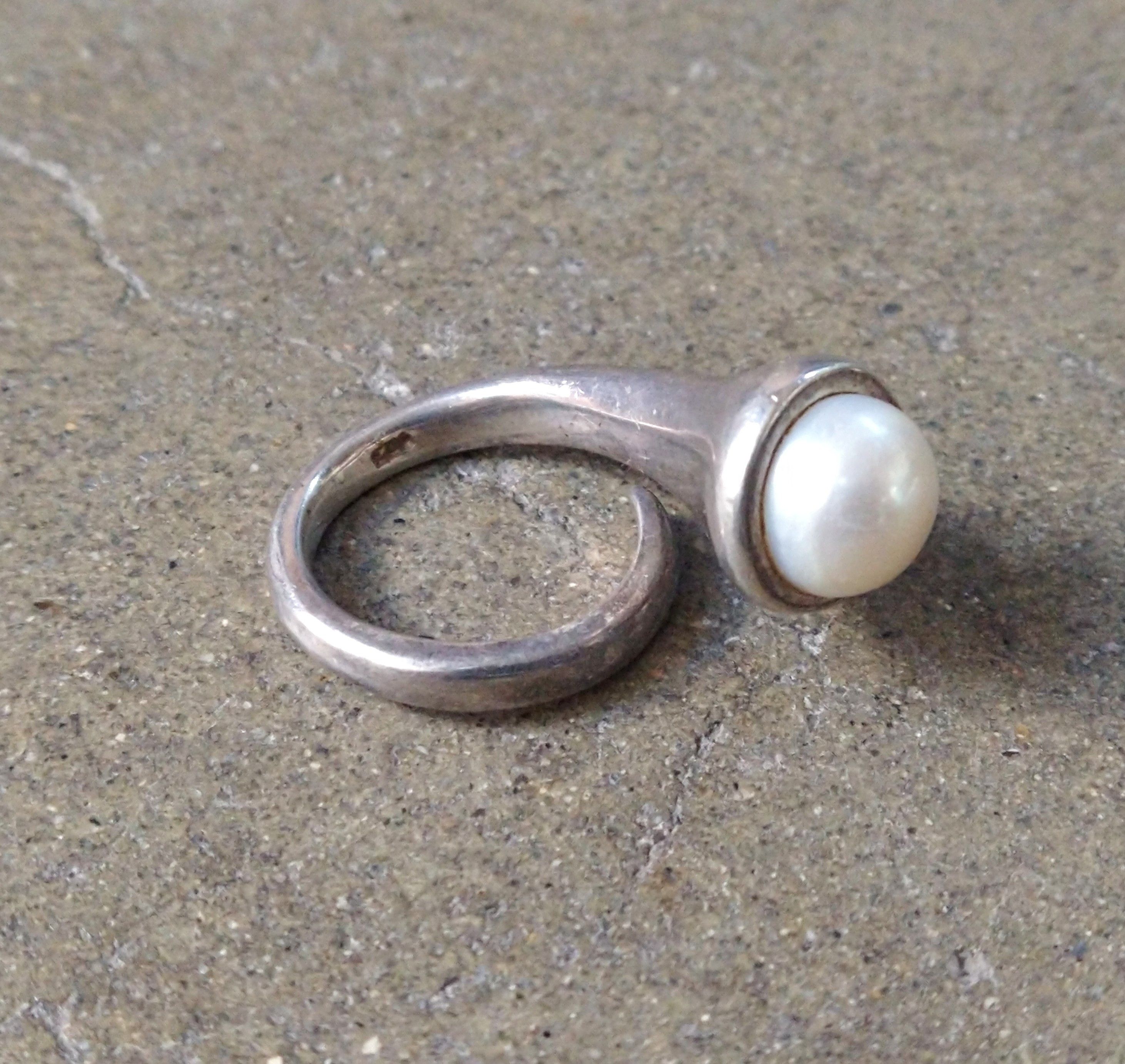Other Vintage Sterling Silver Ring Pearl Size 8 Modern Abstract Size ONE SIZE - 3 Thumbnail