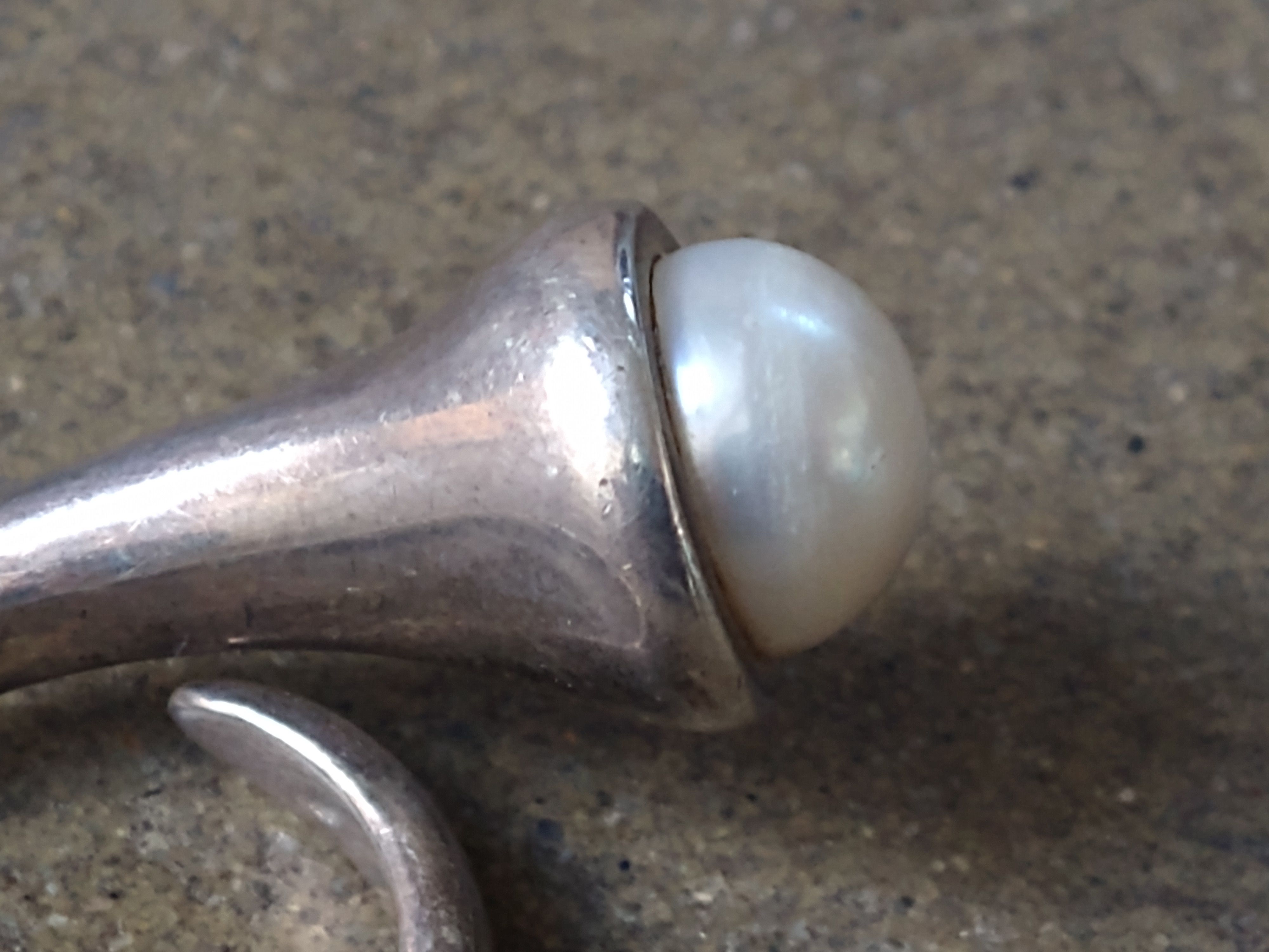 Other Vintage Sterling Silver Ring Pearl Size 8 Modern Abstract Size ONE SIZE - 7 Thumbnail