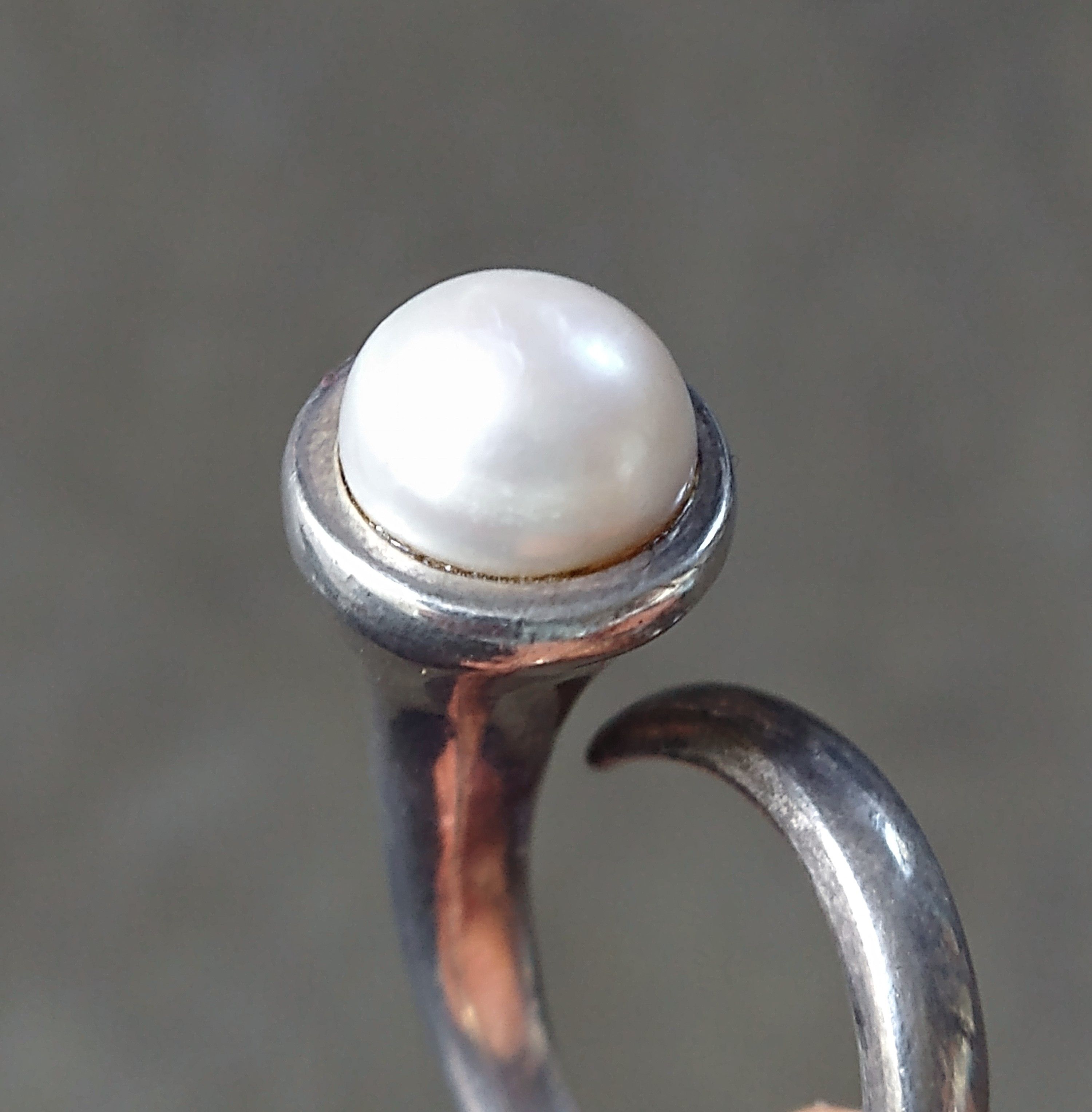 Other Vintage Sterling Silver Ring Pearl Size 8 Modern Abstract Size ONE SIZE - 12 Thumbnail