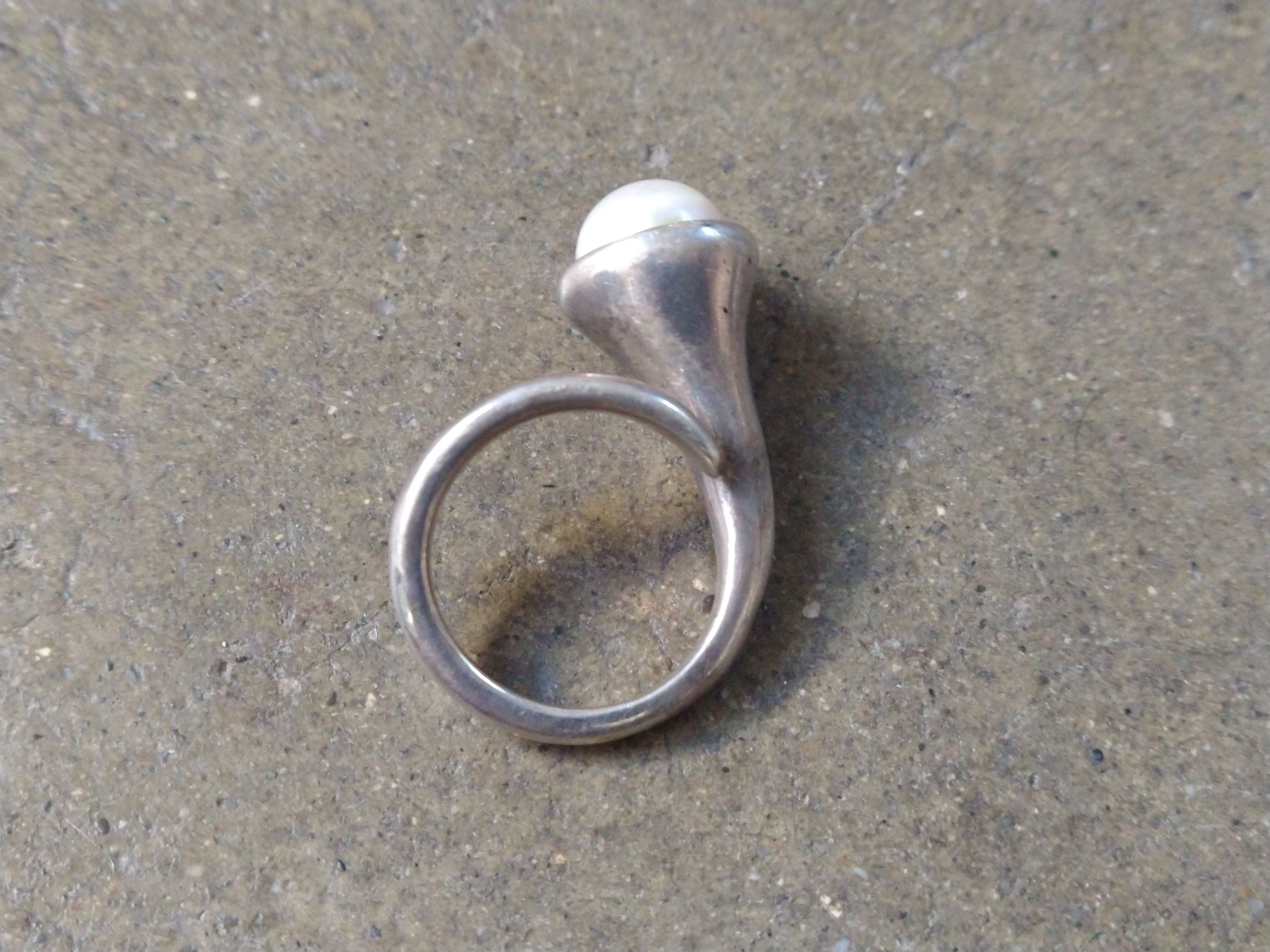 Other Vintage Sterling Silver Ring Pearl Size 8 Modern Abstract Size ONE SIZE - 8 Thumbnail